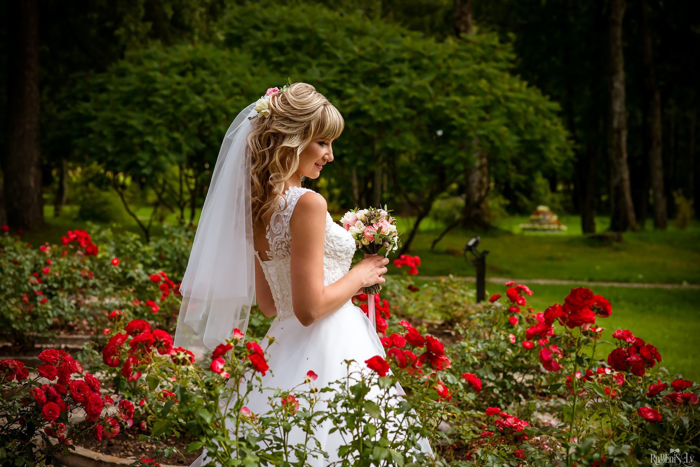 Vadims un Olga. Fotogrāfs Romualds Rubenis un Artemijs Stašāns