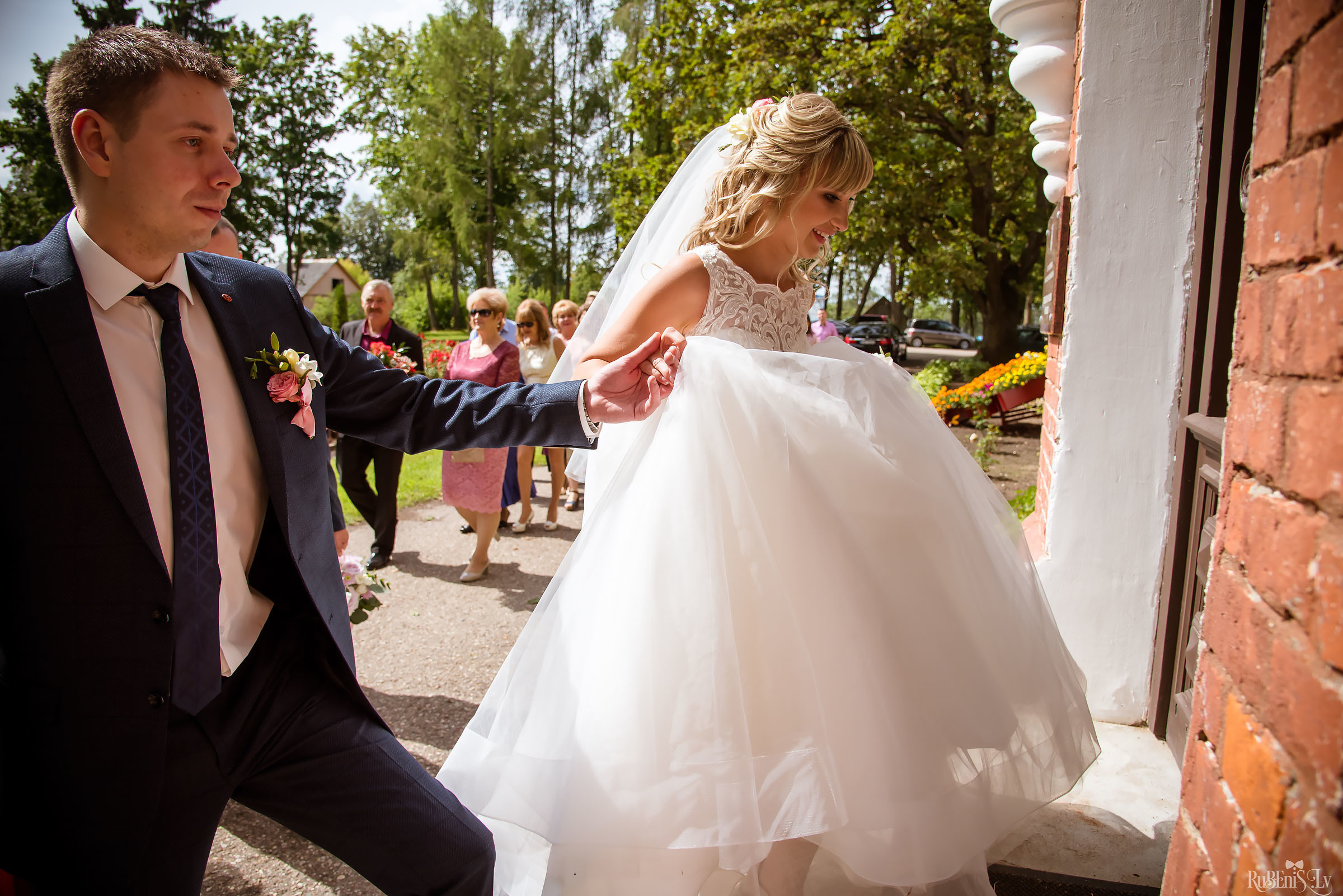Ольга и Вадим. Фотограф Ромуальд Рубенис и Артемий Сташанс