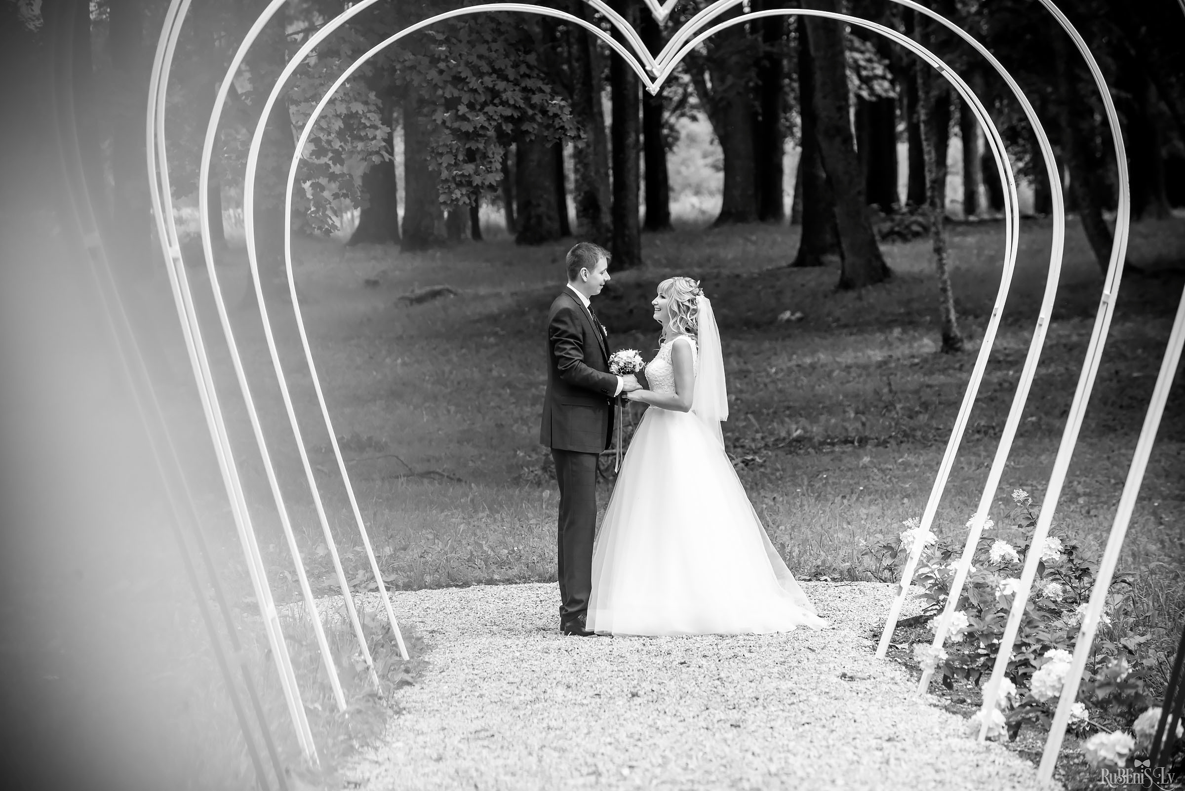 Ольга и Вадим. Фотограф Ромуальд Рубенис и Артемий Сташанс