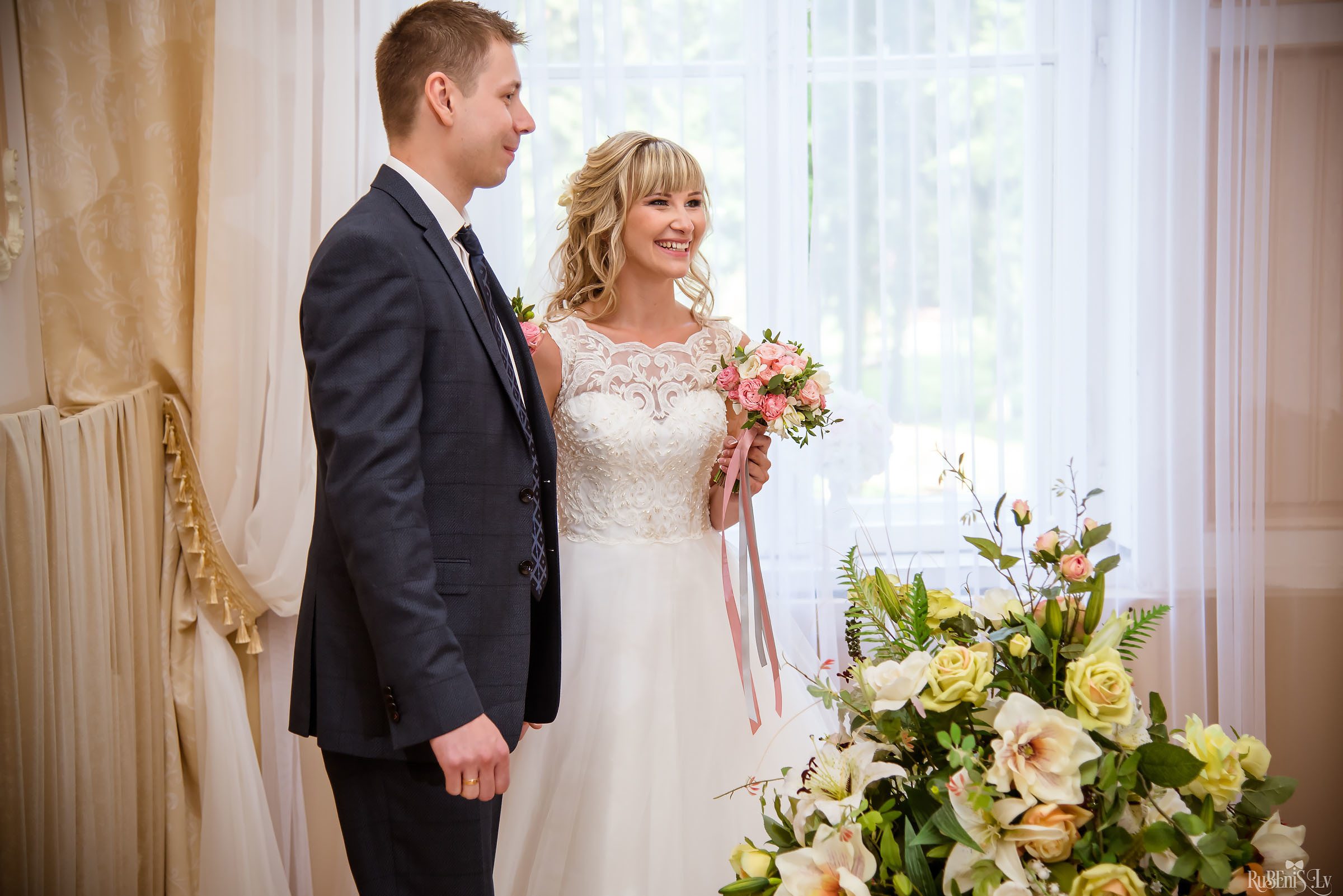 Ольга и Вадим. Фотограф Ромуальд Рубенис и Артемий Сташанс