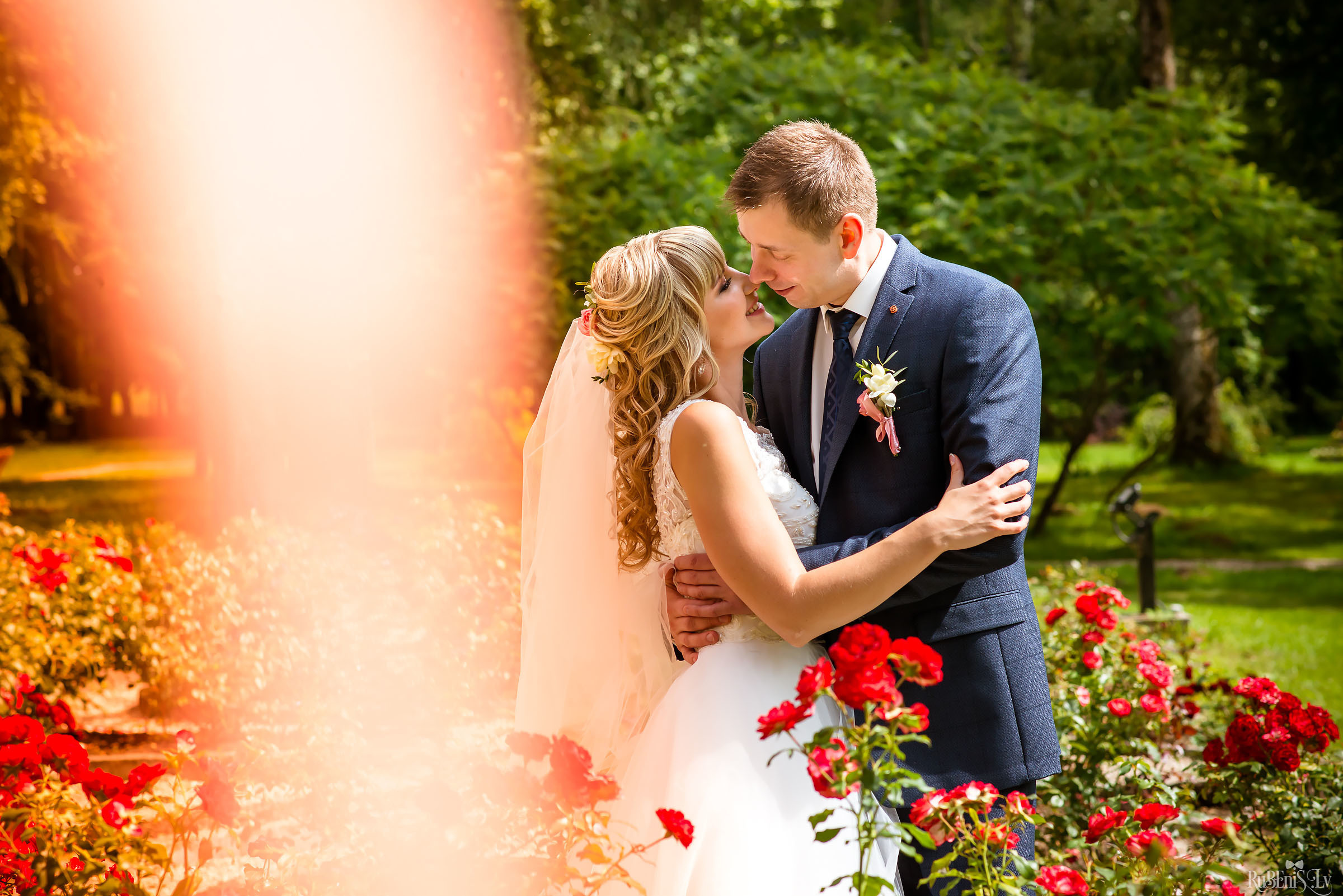 Ольга и Вадим. Фотограф Ромуальд Рубенис и Артемий Сташанс