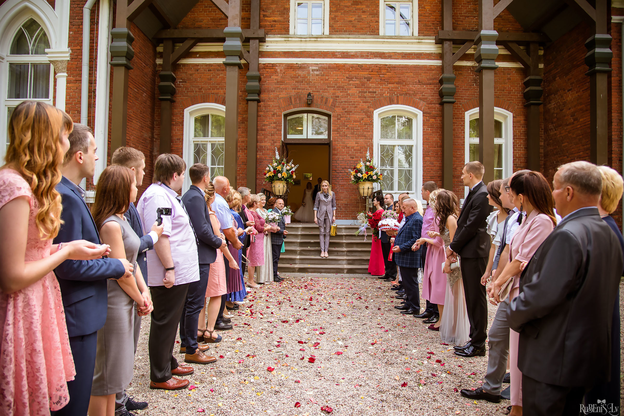 Ольга и Вадим. Фотограф Ромуальд Рубенис и Артемий Сташанс