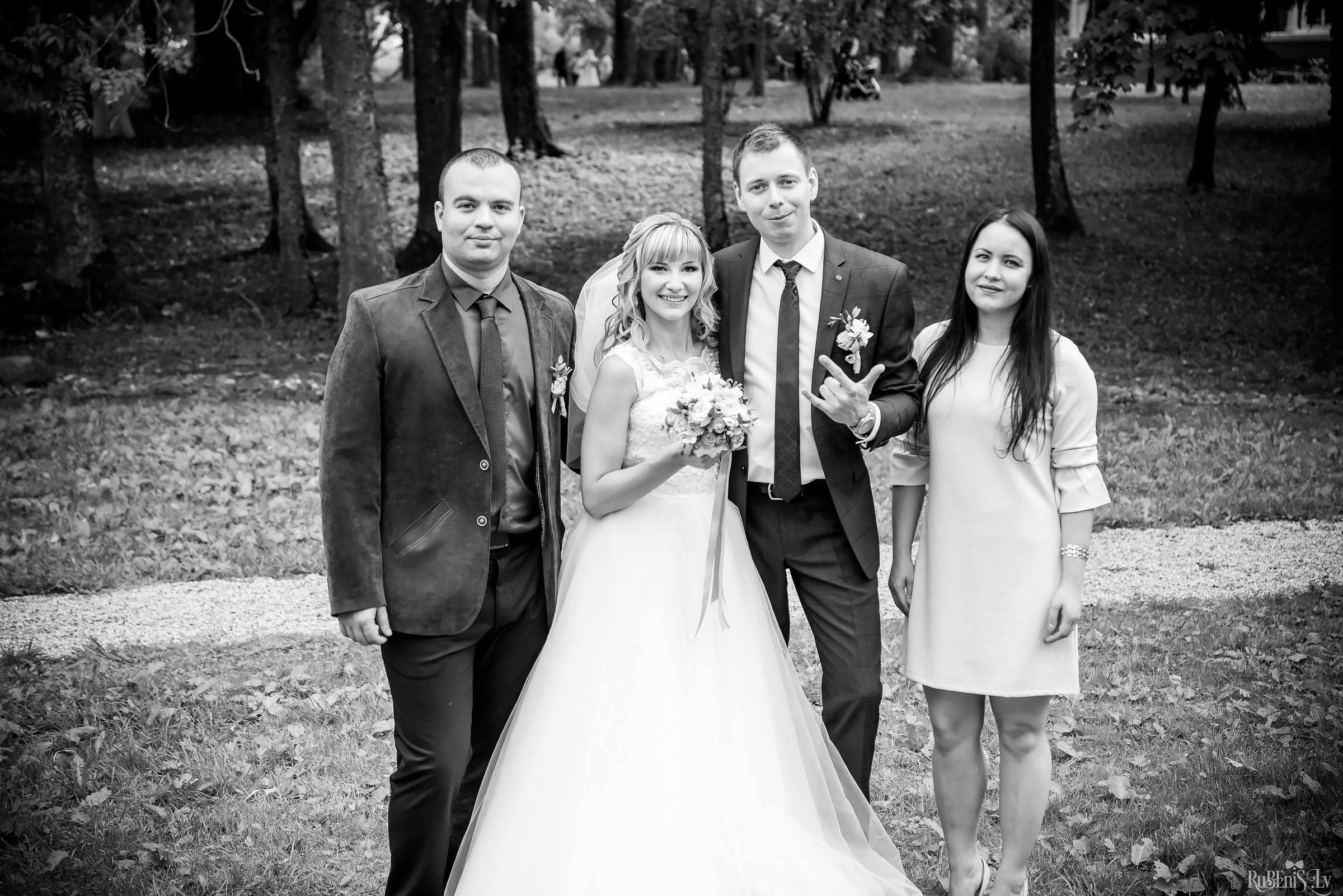 Ольга и Вадим. Фотограф Ромуальд Рубенис и Артемий Сташанс