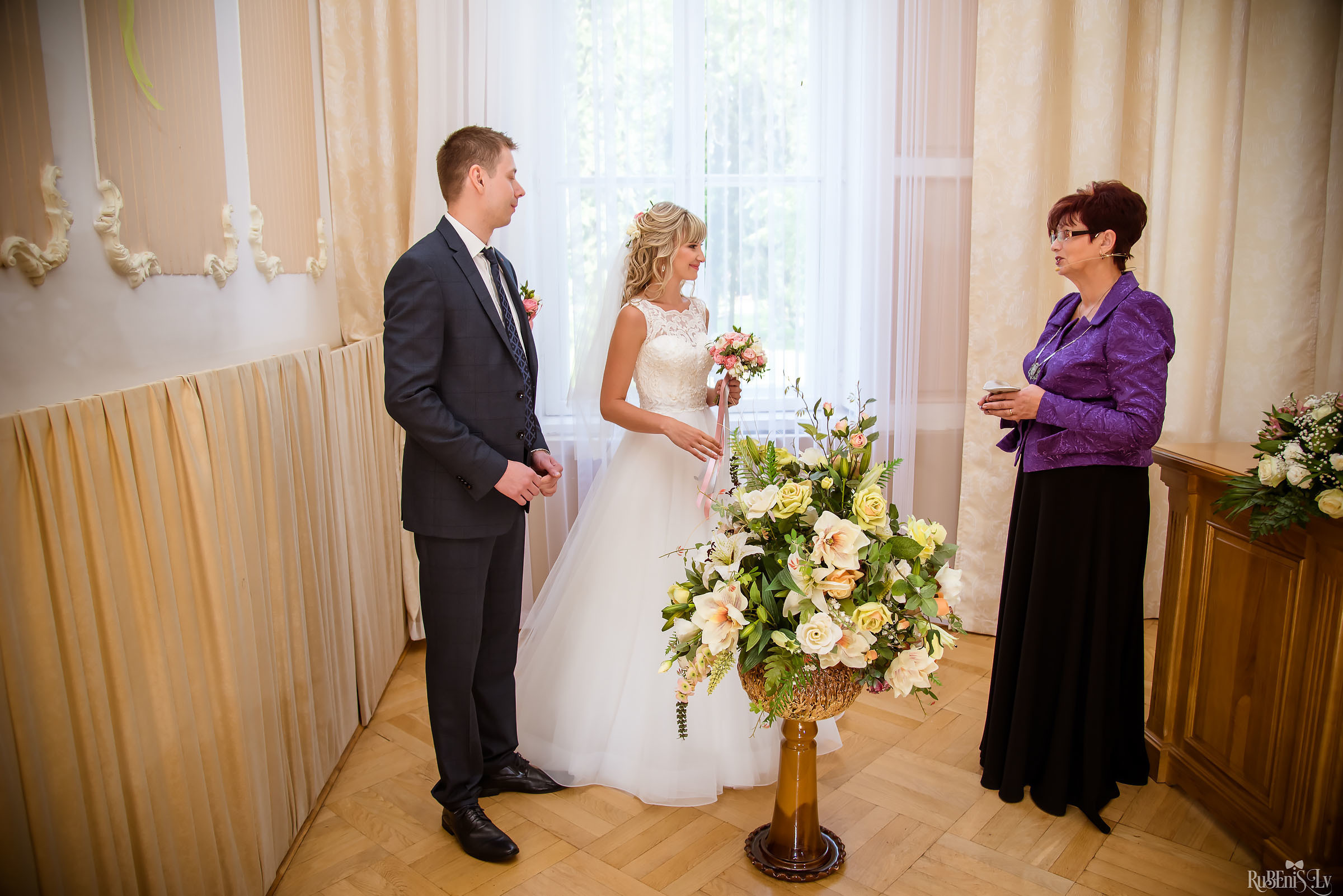 Ольга и Вадим. Фотограф Ромуальд Рубенис и Артемий Сташанс