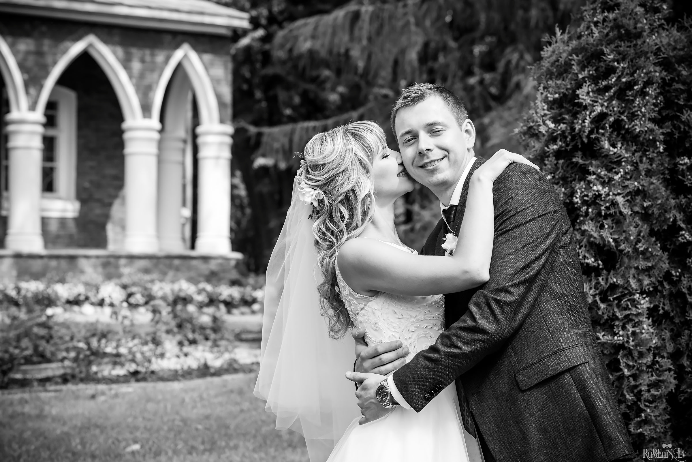 Ольга и Вадим. Фотограф Ромуальд Рубенис и Артемий Сташанс