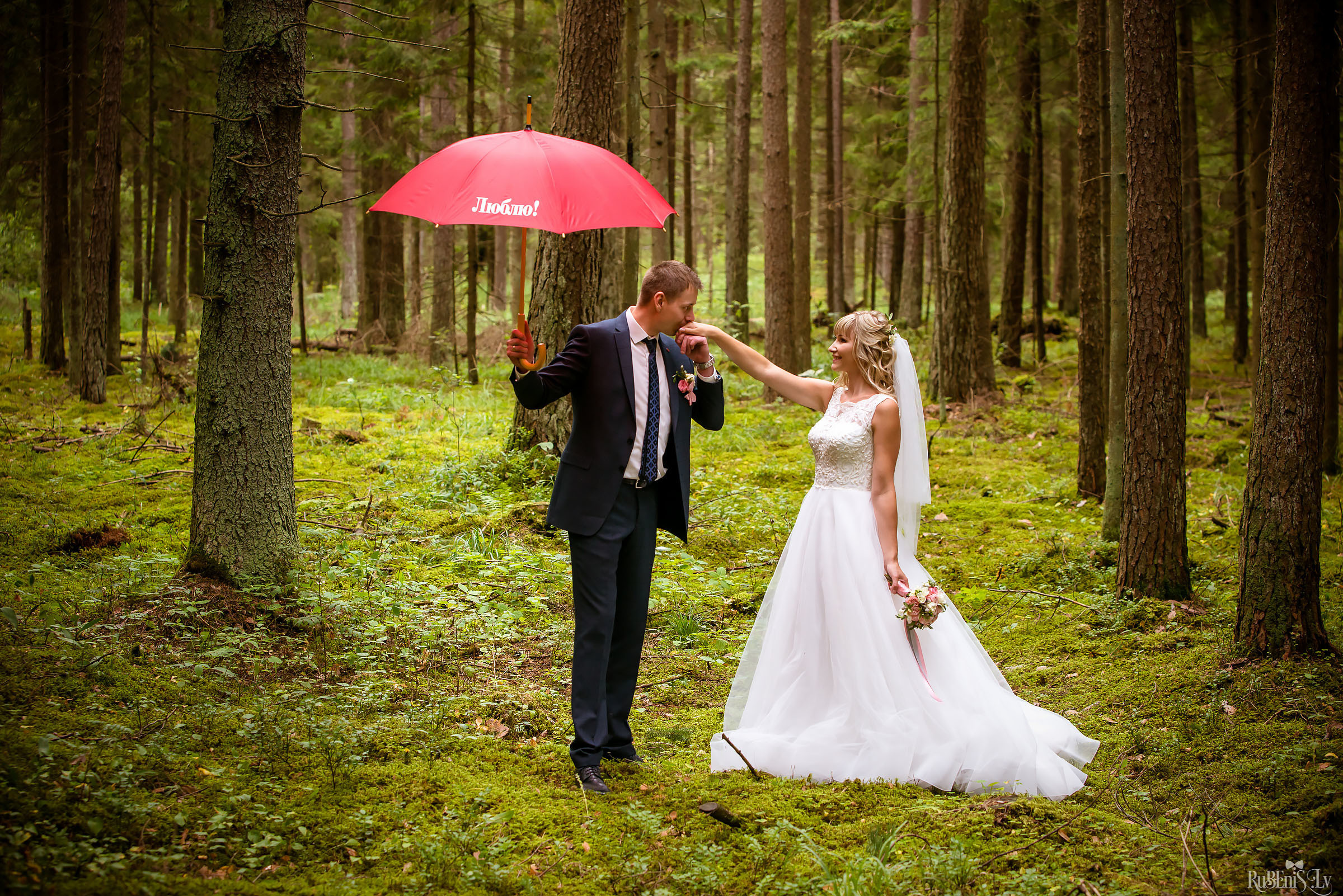 Vadims un Olga. Fotogrāfs Romualds Rubenis un Artemijs Stašāns