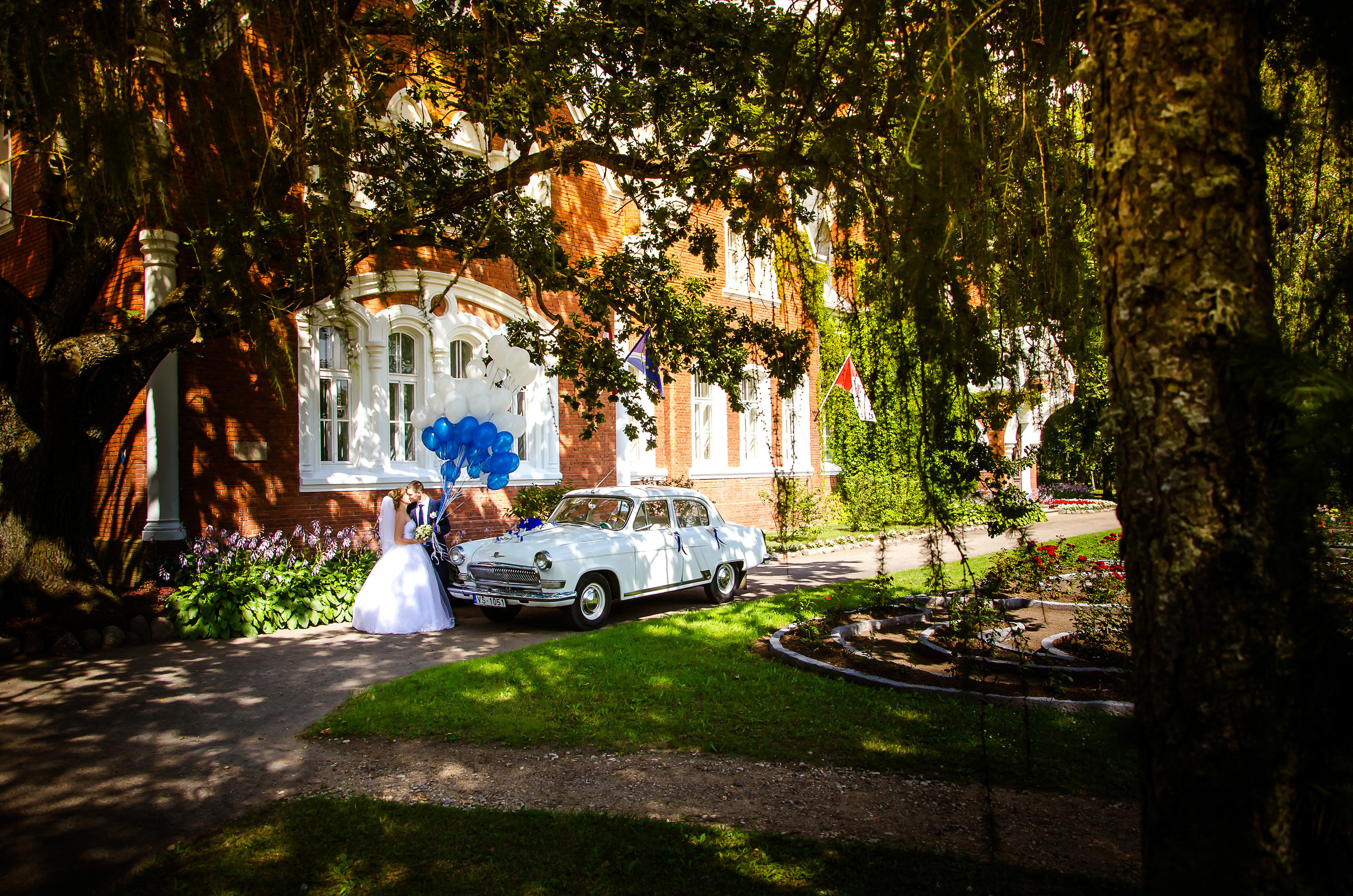 Santa un Dainis. Fotogrāfs Romualds Rubenis un Artemijs Stašāns