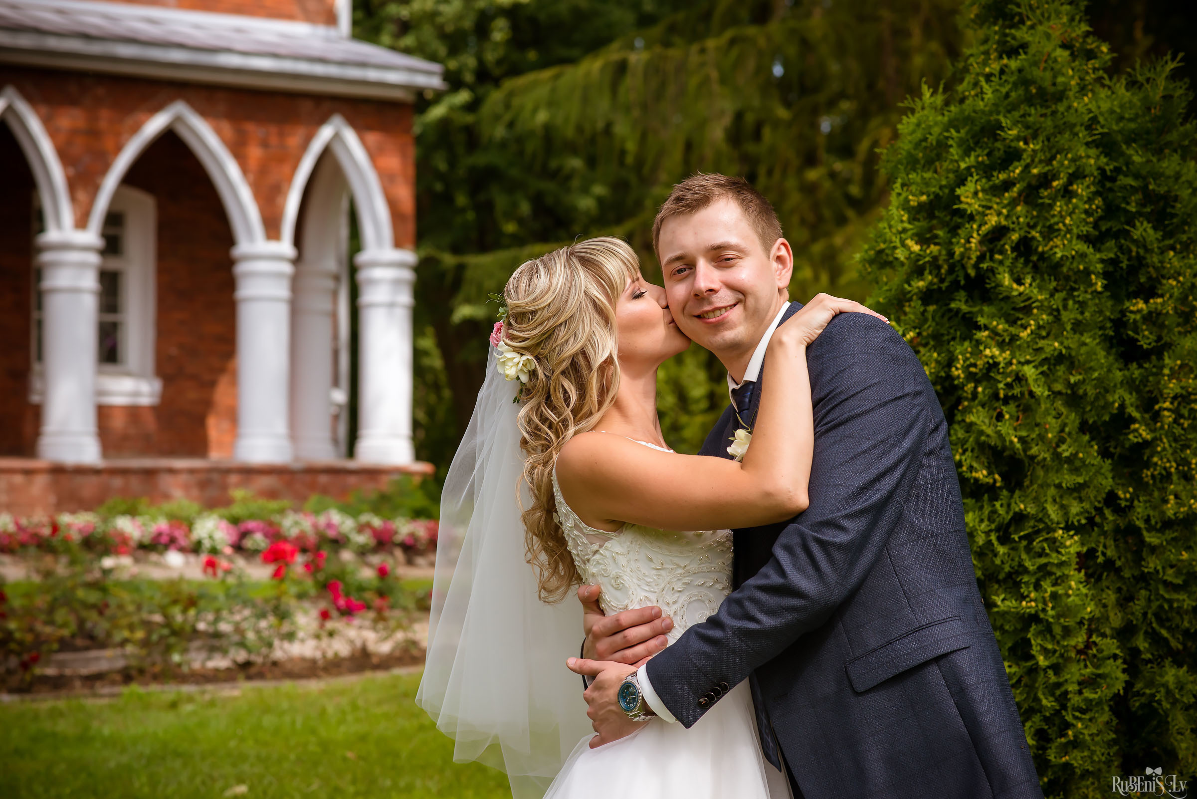 Ольга и Вадим. Фотограф Ромуальд Рубенис и Артемий Сташанс