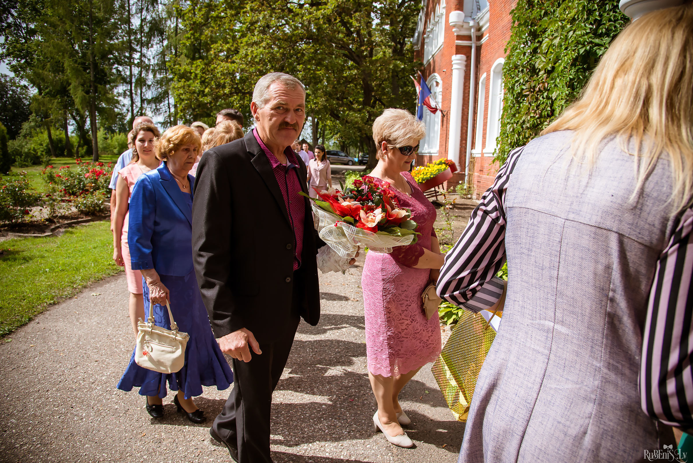 Ольга и Вадим. Фотограф Ромуальд Рубенис и Артемий Сташанс