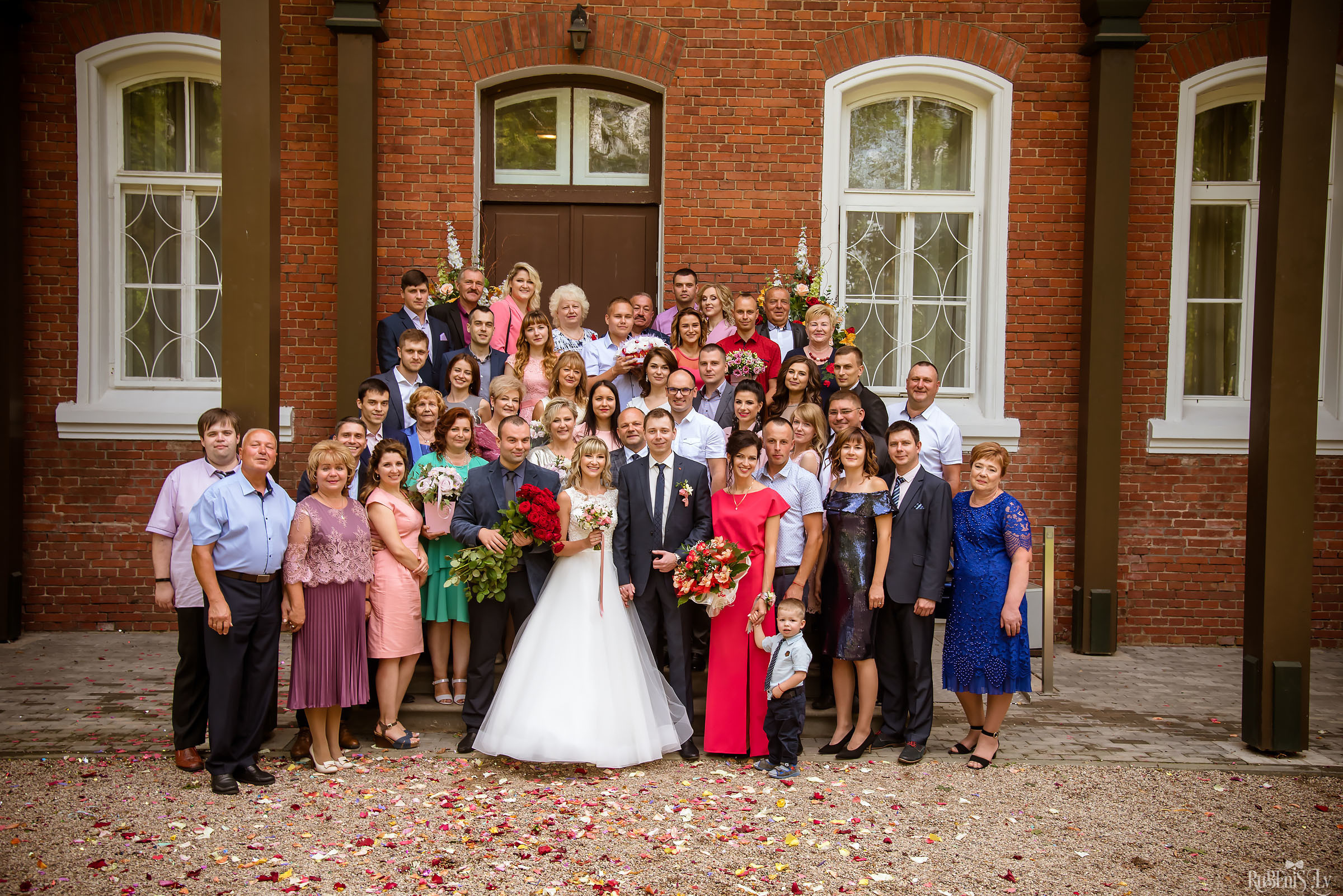 Ольга и Вадим. Фотограф Ромуальд Рубенис и Артемий Сташанс