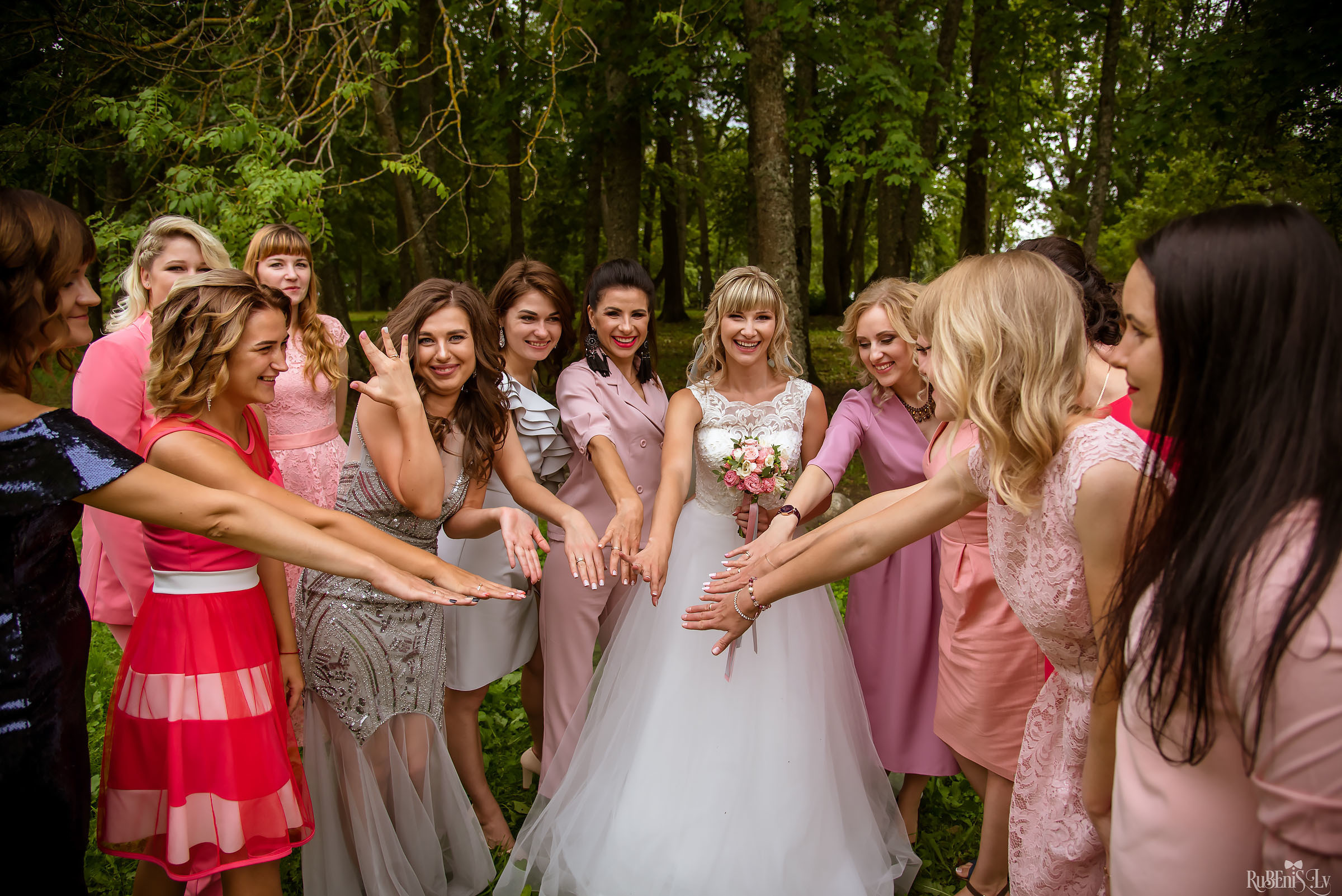 Ольга и Вадим. Фотограф Ромуальд Рубенис и Артемий Сташанс