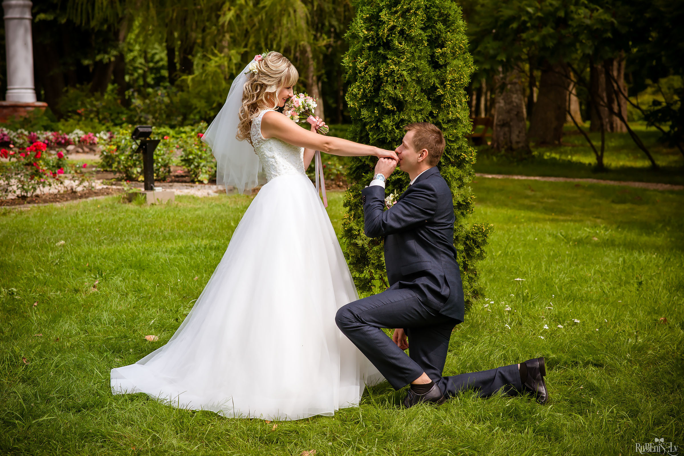 Ольга и Вадим. Фотограф Ромуальд Рубенис и Артемий Сташанс