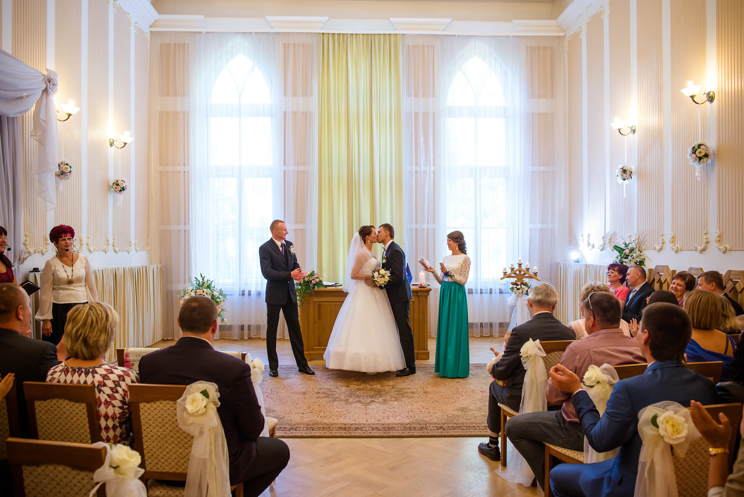 Съемка свадьбы в Ротко Центре. Фотограф Ромуальд Рубенис и Артемий Сташанс