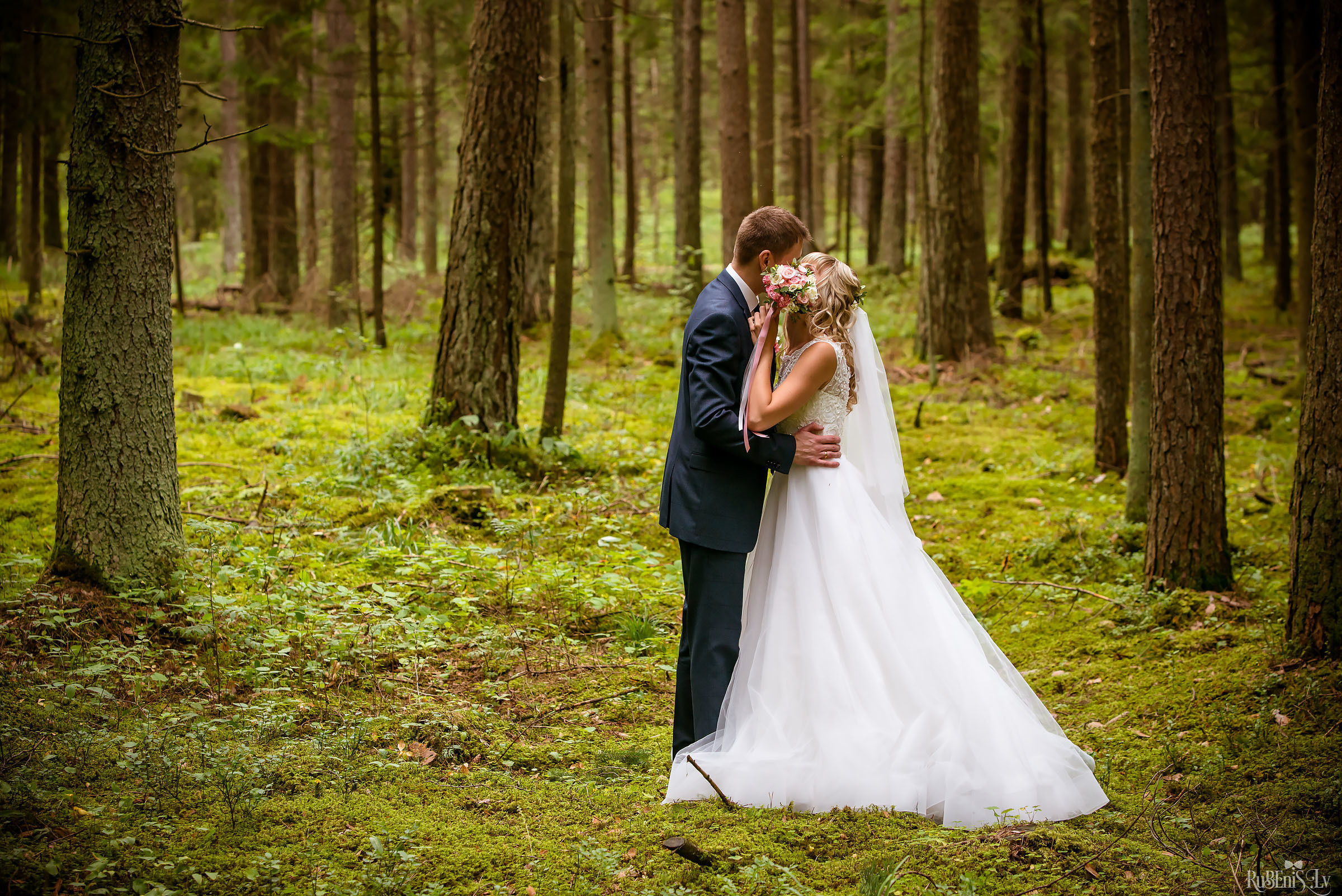 Vadims un Olga. Fotogrāfs Romualds Rubenis un Artemijs Stašāns