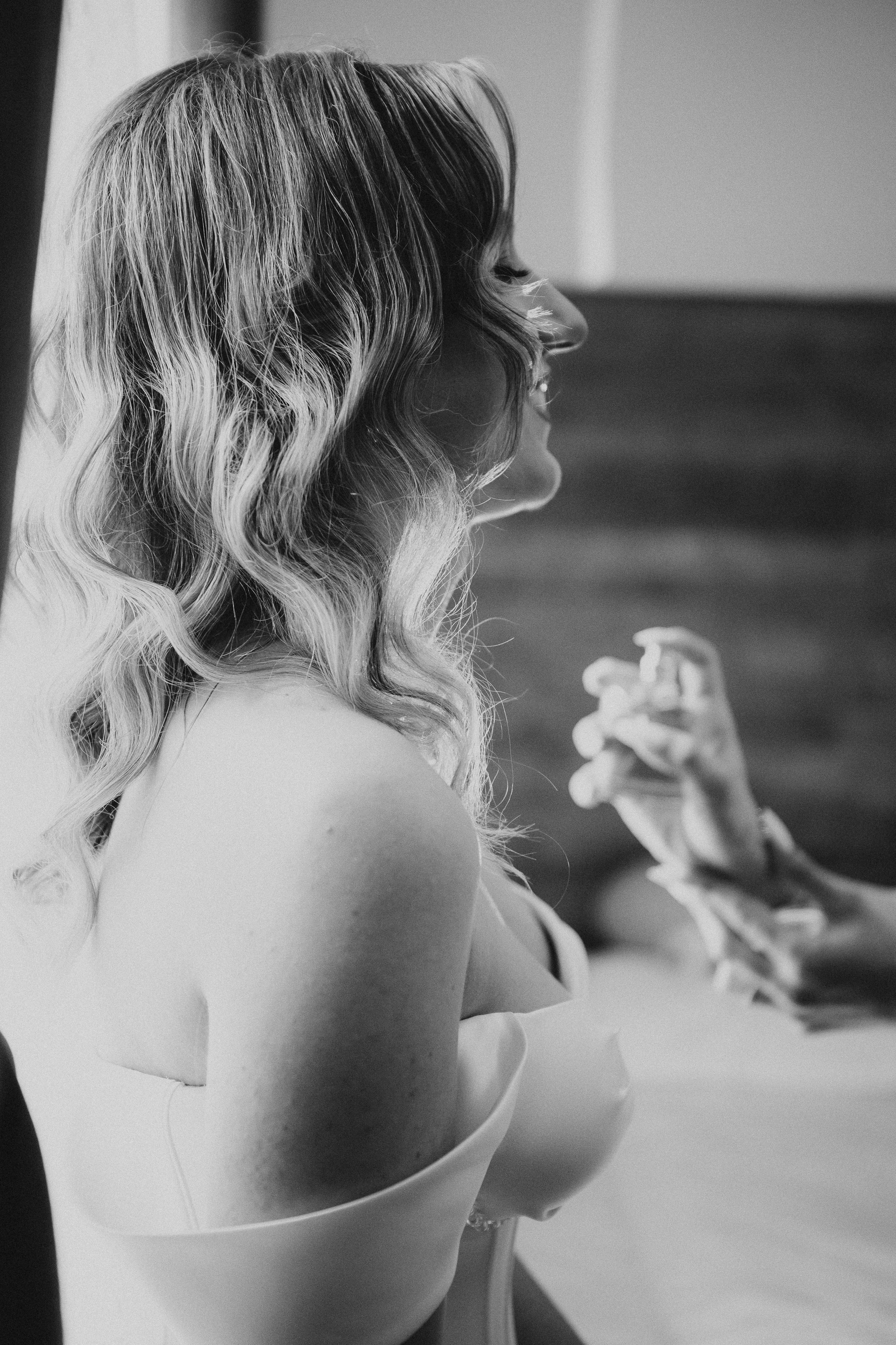 🤎 G a b r i e l a & C o s t i n - Wedding Day Preview. Wedding & Family Photographer
