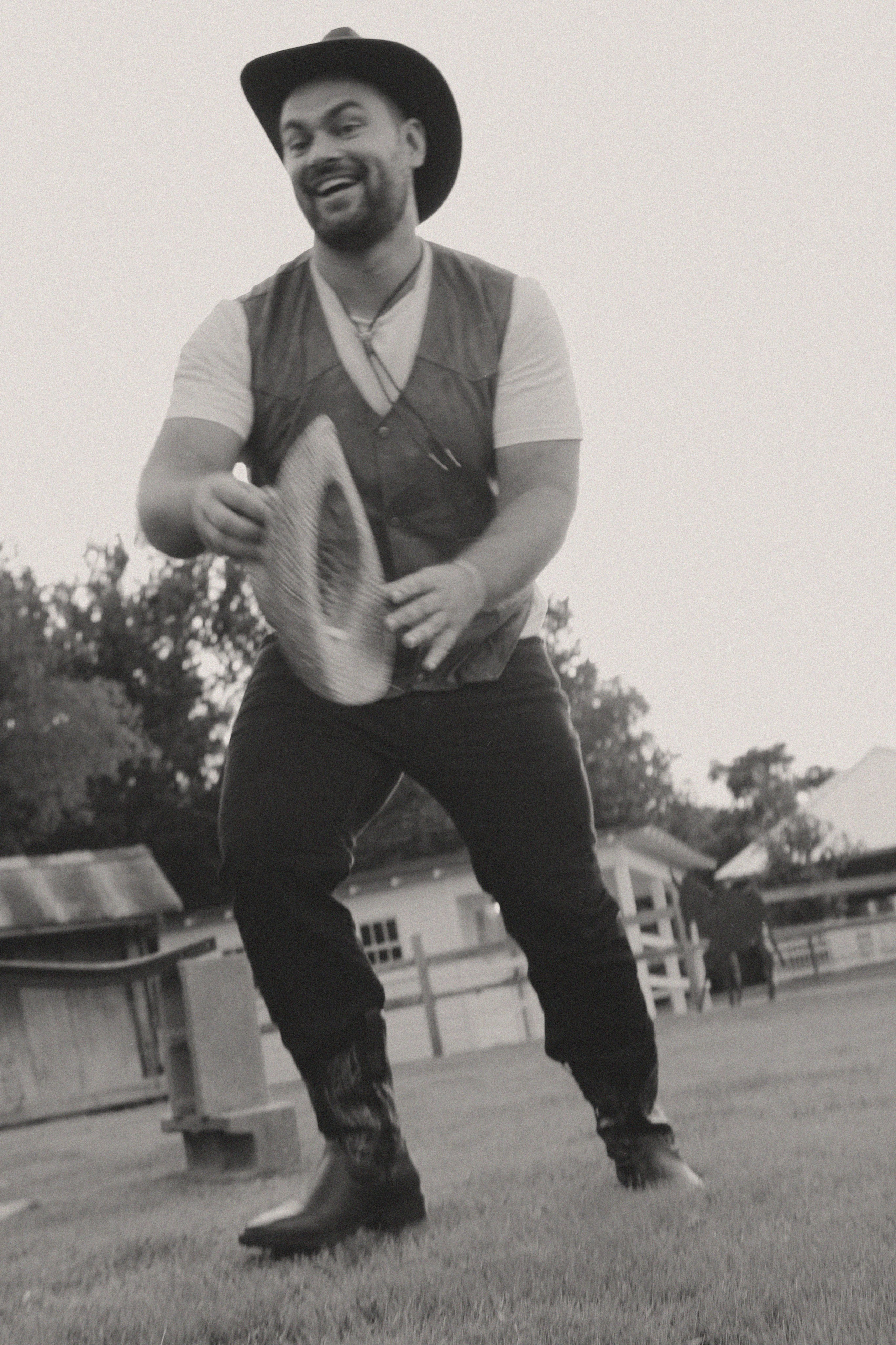 Texas Countryside Family Photoshoot in Cowboy Style. Lana Petrychenko — Portrait & Family Photographer. Valencia, Spain
