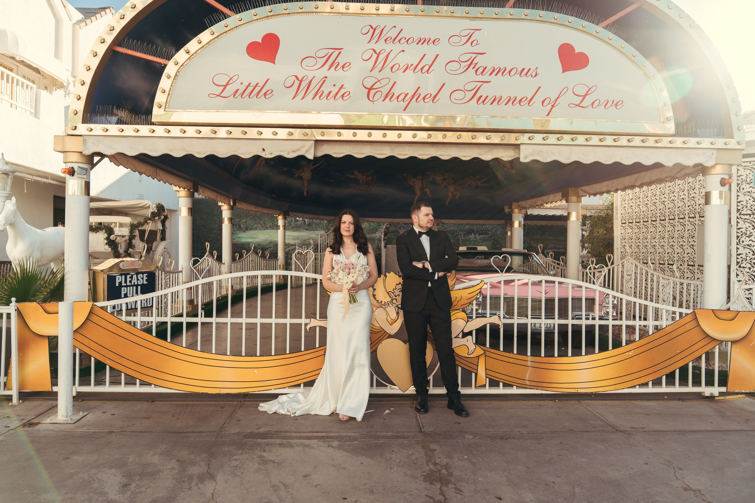 Zenaida&Eros. Wedding & elopement photographer Viktoriya Kravtsov. Las Vegas