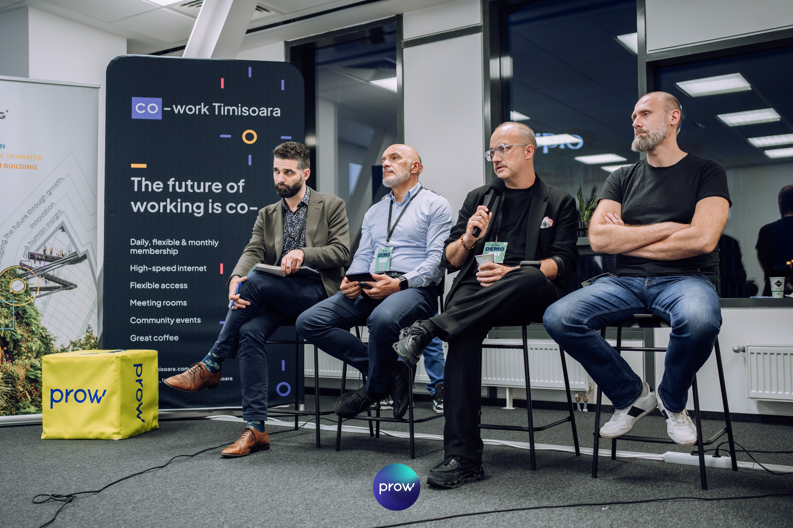 InVest DemoDay @ Cowork. Cozac Cristian Photographer