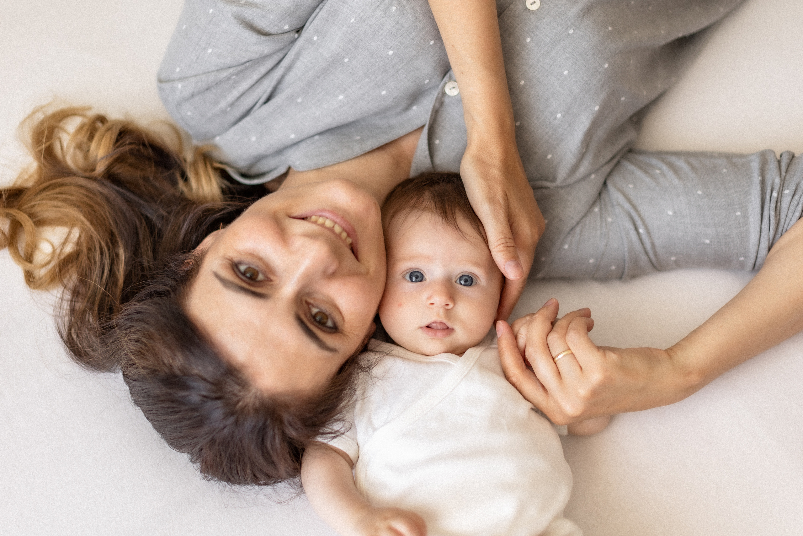 Mommy’s love. Deine Kinder und Familien Fotografin Iryna Kosbow in Münster