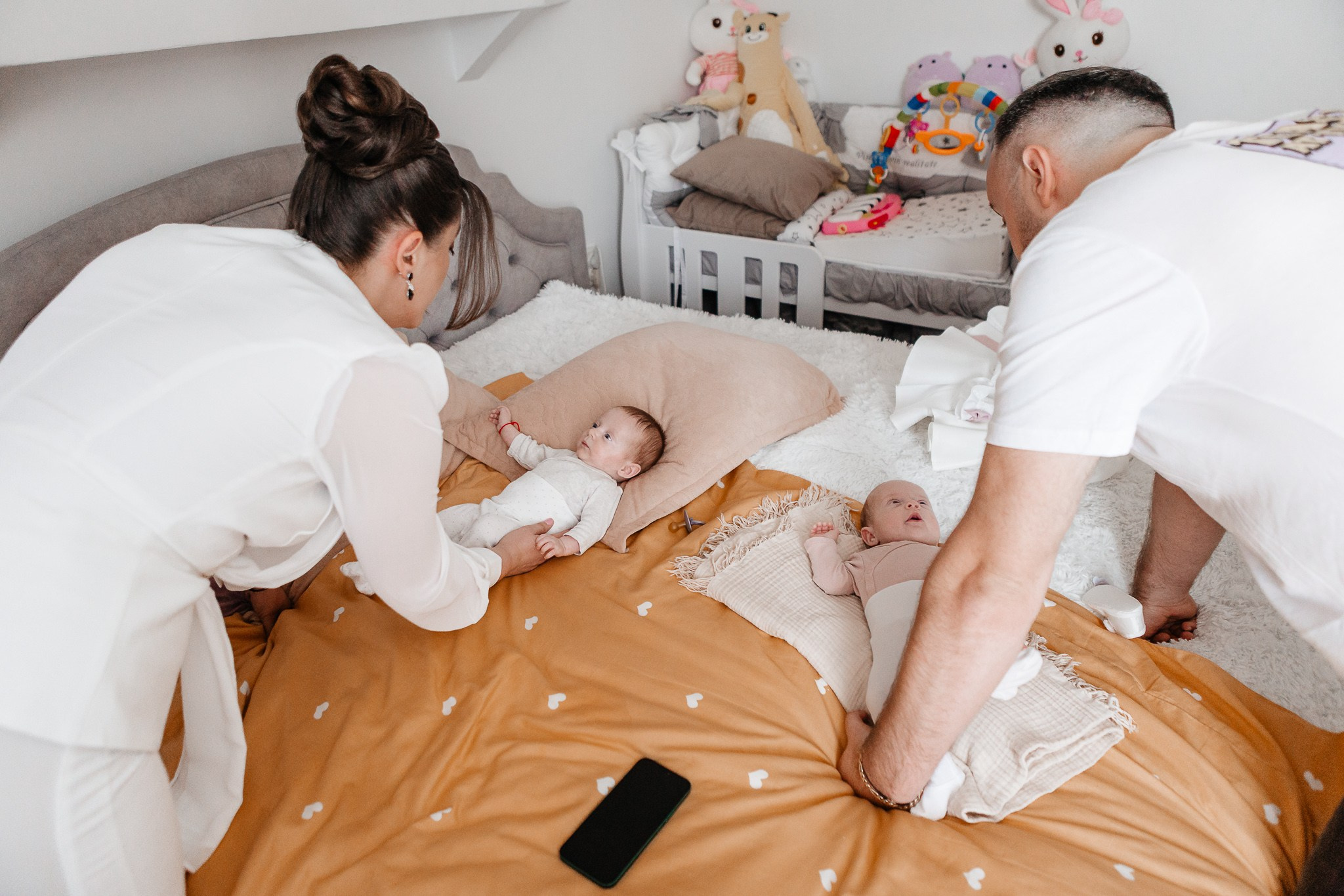 Carla & Ilinca. FotoACTIV.ro - Imaginea ta contează