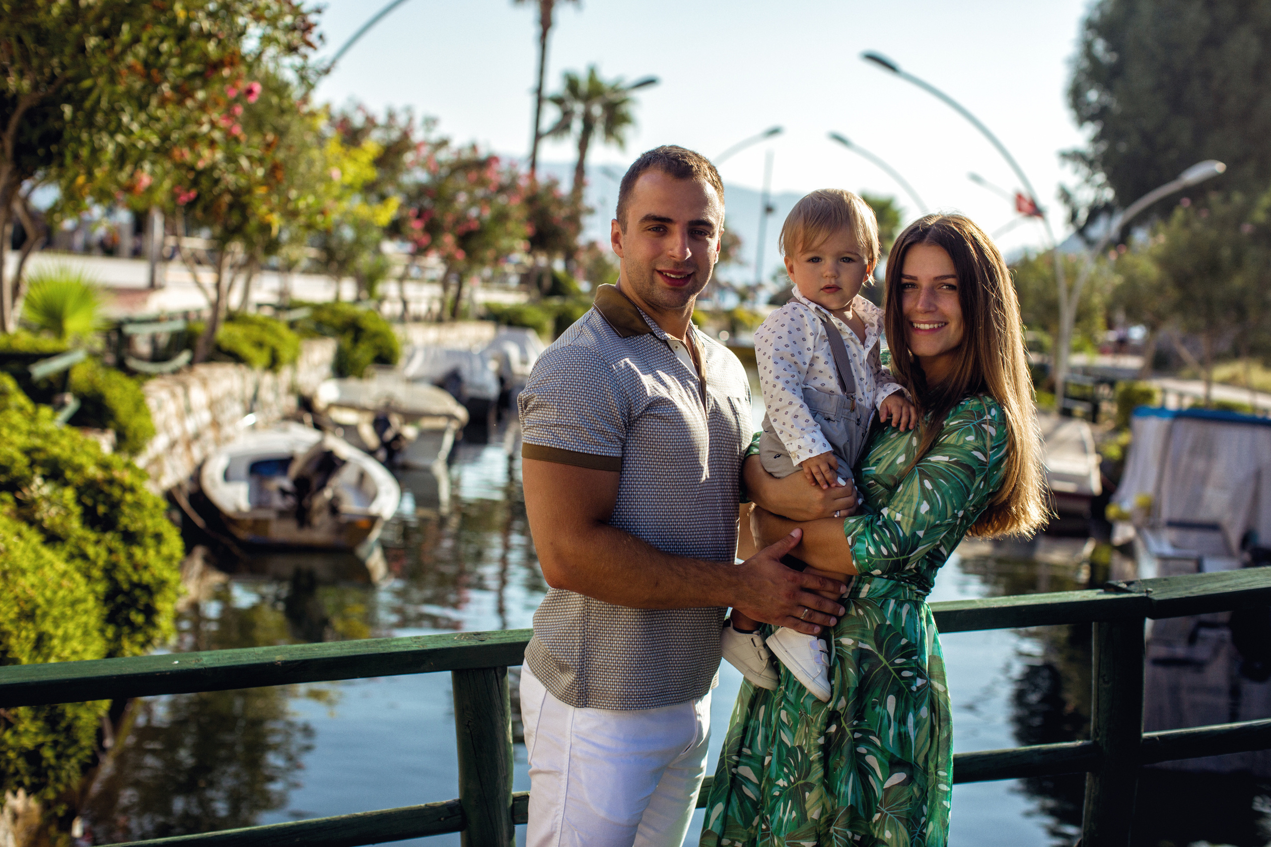 Семейная фотосессия "Прогулка" в старом городе Мармарисе и на пляже в. Фотограф в Каппадокии / Julia Ganch