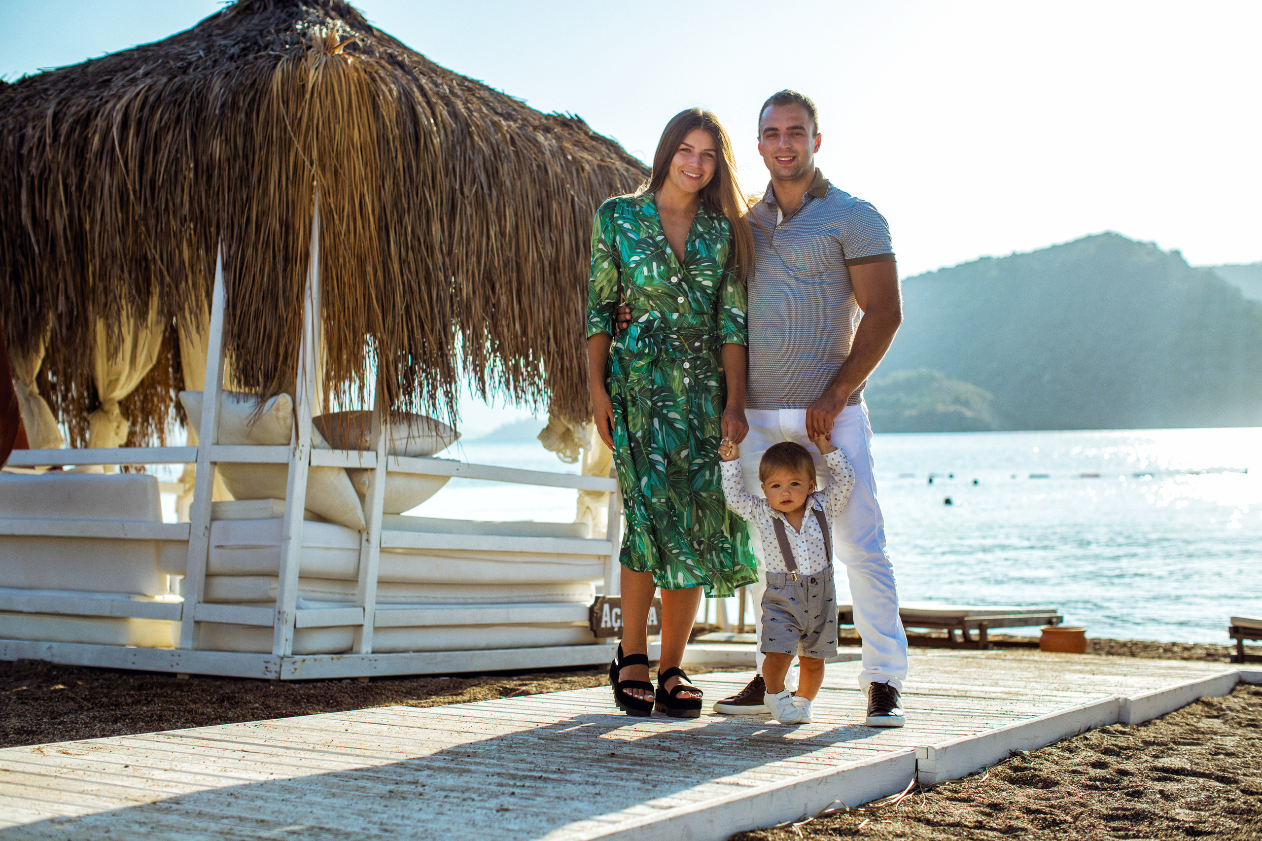 Семейная фотосессия "Прогулка" в старом городе Мармарисе и на пляже в. Фотограф в Каппадокии / Julia Ganch