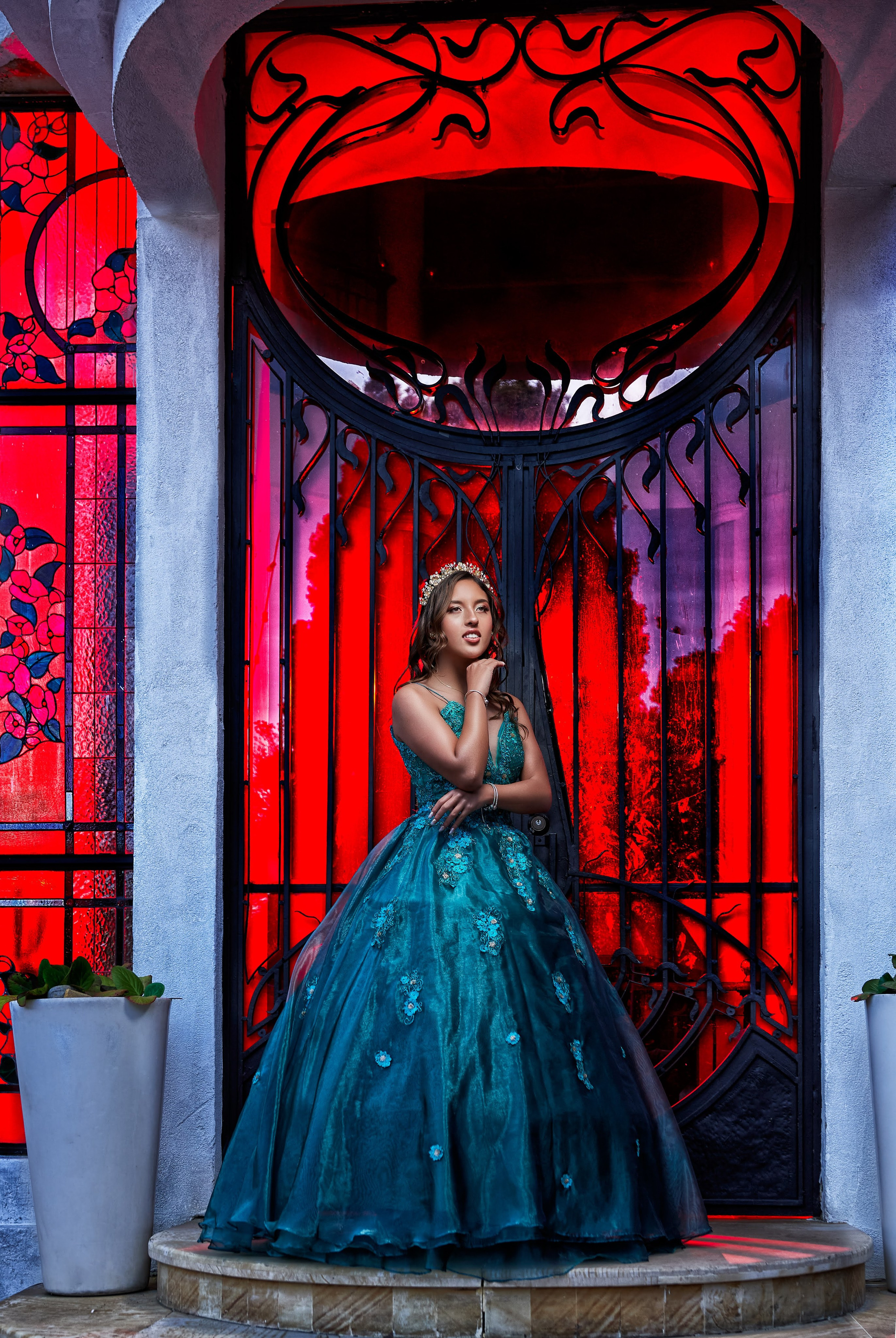 Mis 15 | Sesiones de Fotografía Modernas. Wedding Photography & Videography by ZZ Hendrick | Capturing Your Love Story in Colombia & USA