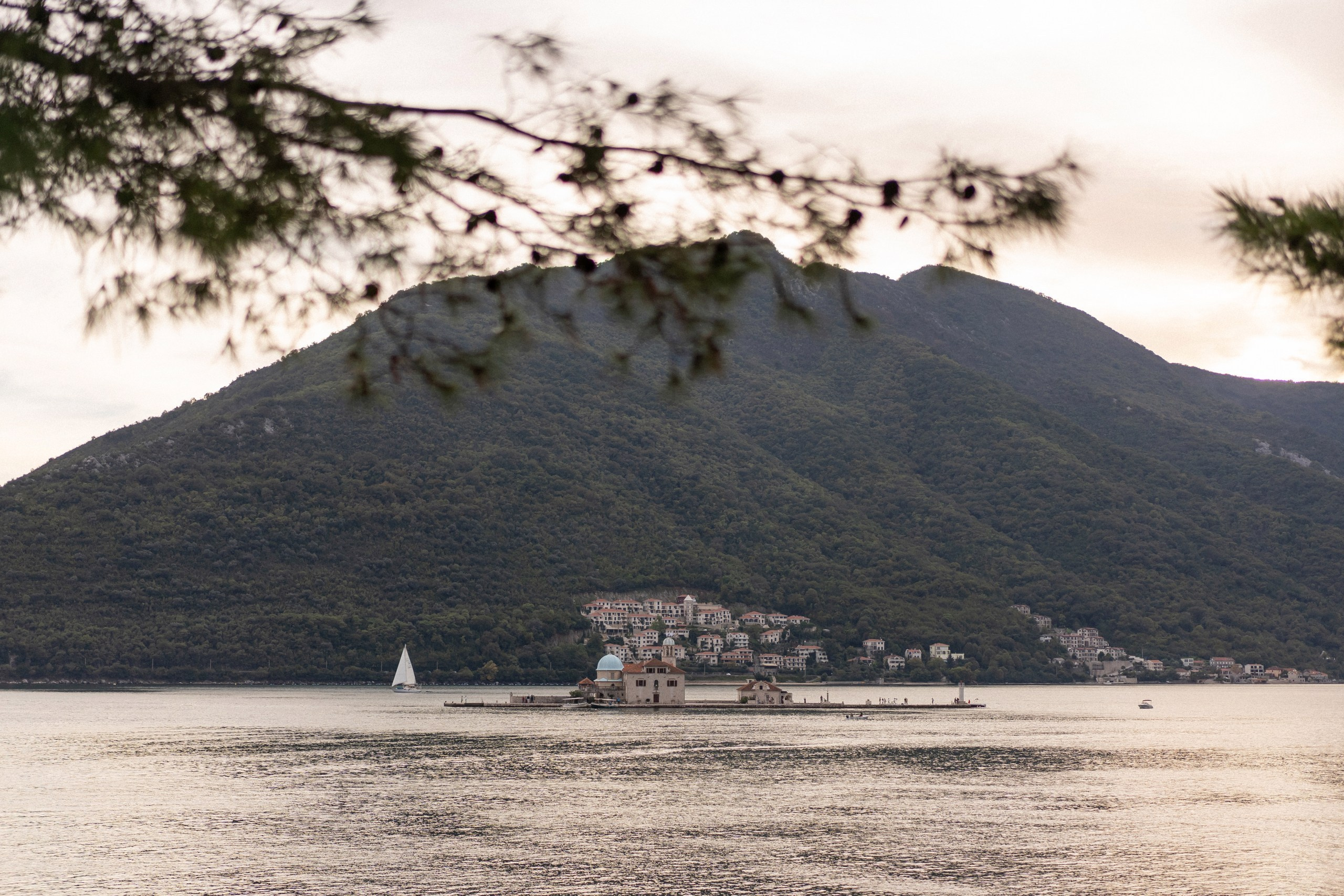 Boat tour from One&Only for the photoshoot