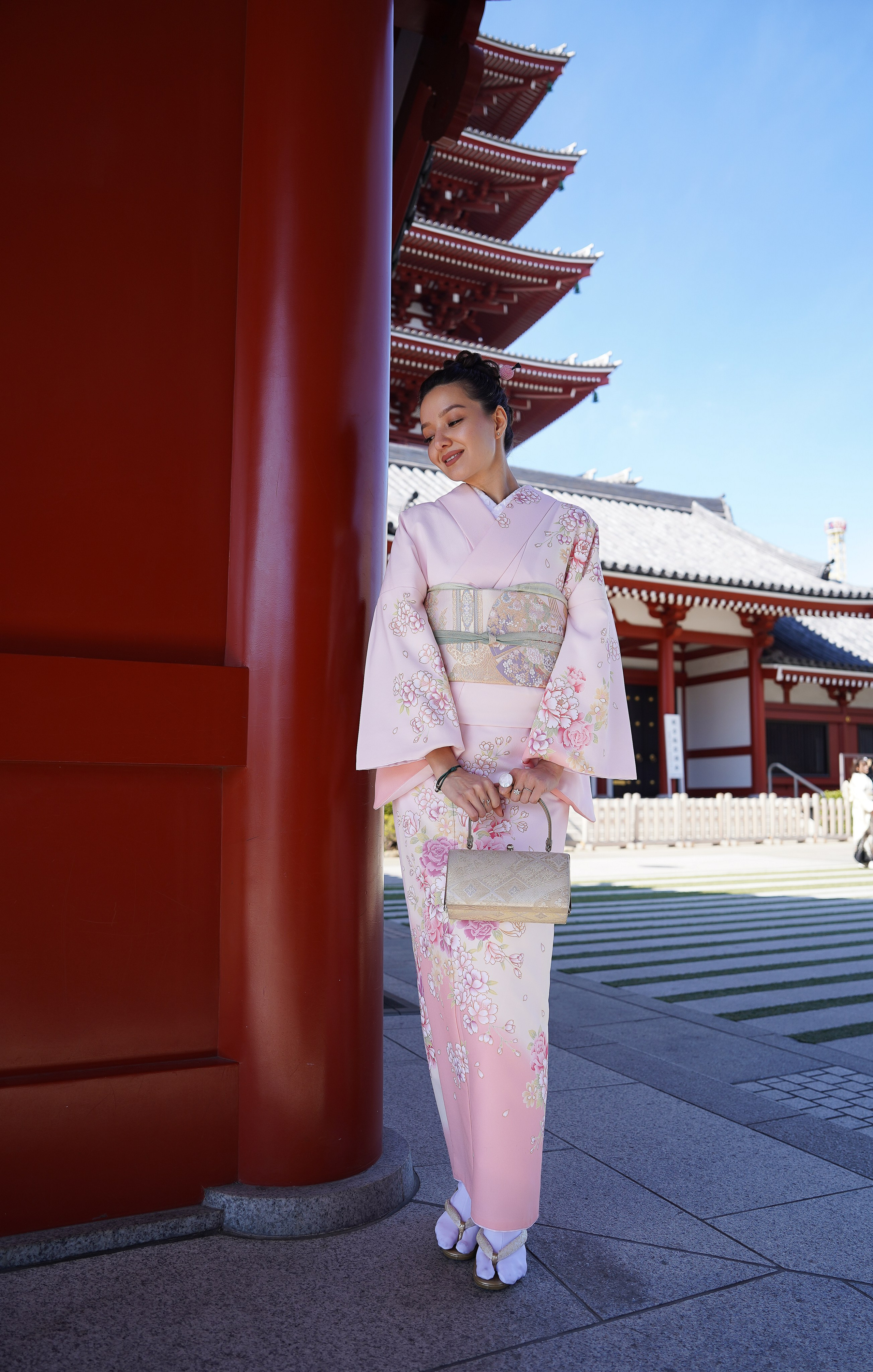 Khusnora. Фотограф в Токио Япония