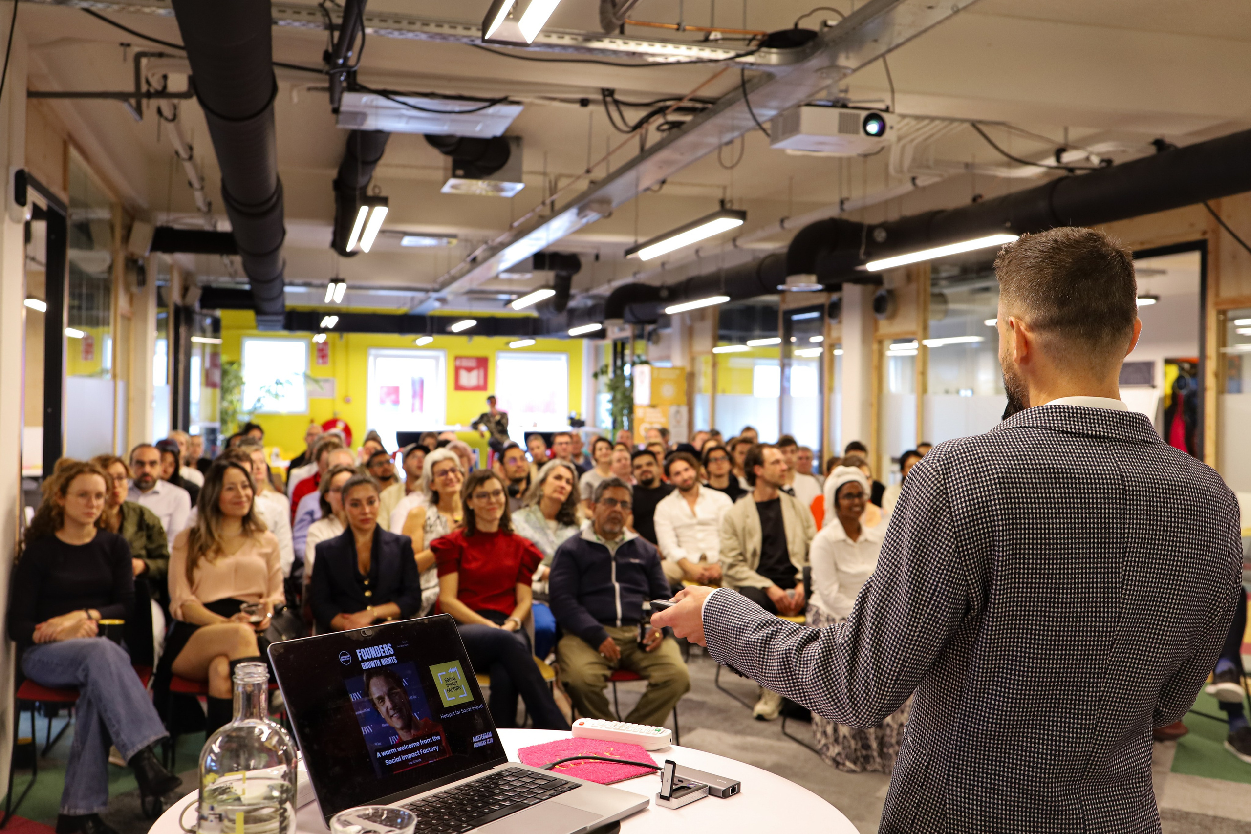 Amsterdam Growth Night. Emiliia Kotruch PHOTOGRAPHER