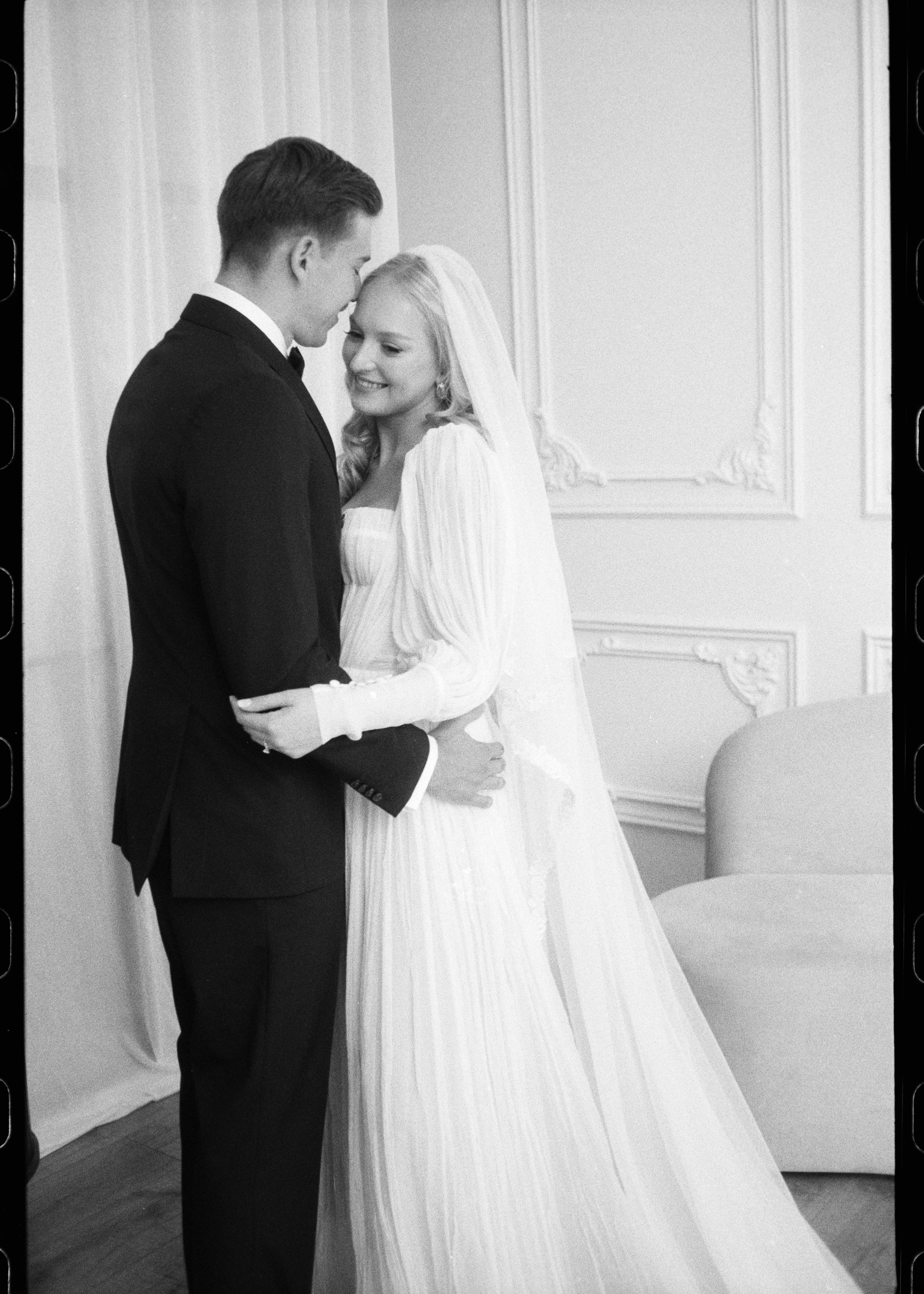 Dragoste povestită de noi. Servicii Foto Video în Chișinău și Europa ID-Brothers