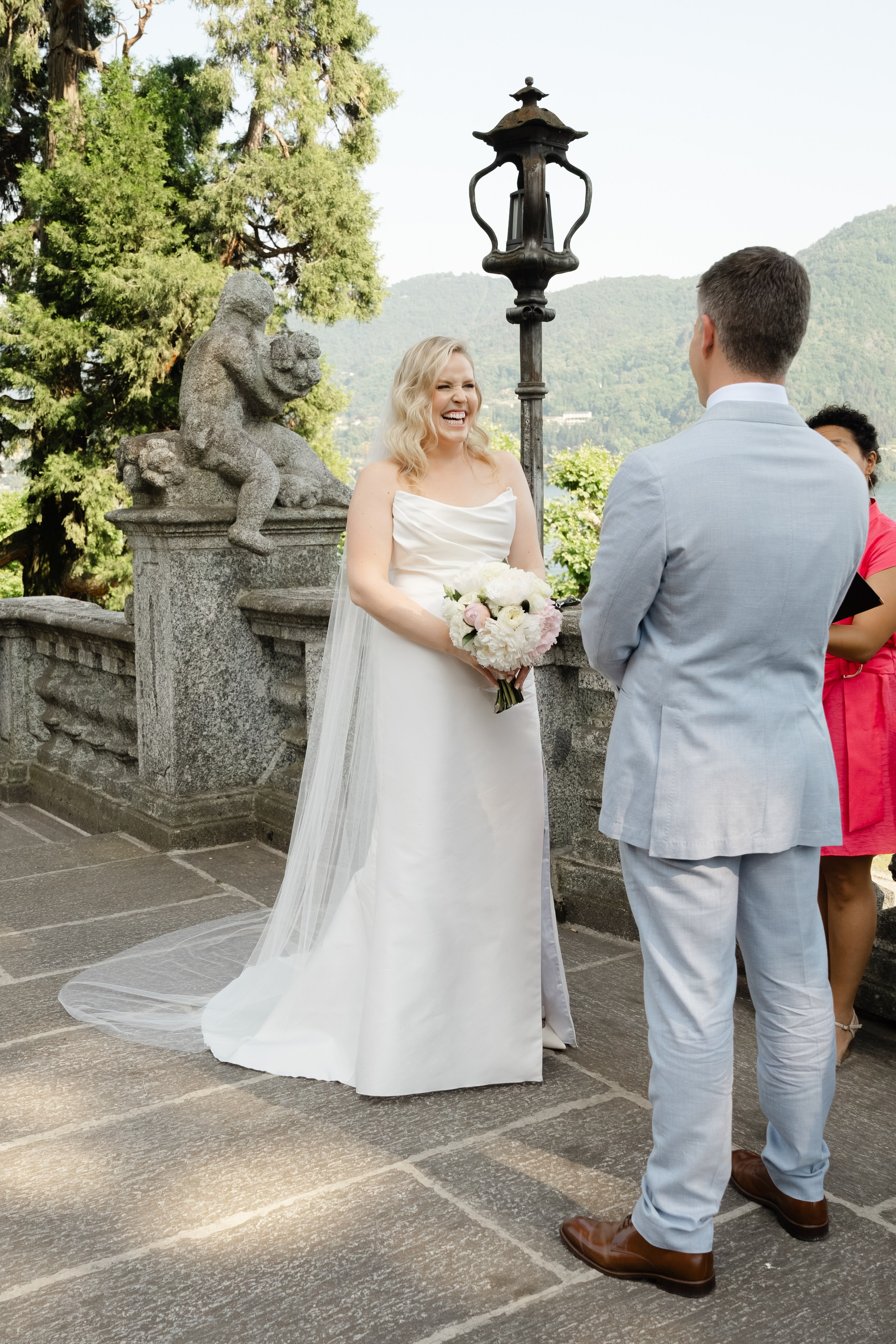 ASHLEY AND RENZO _LAKE COMO. PHOTOGRAPHER IN ITALY