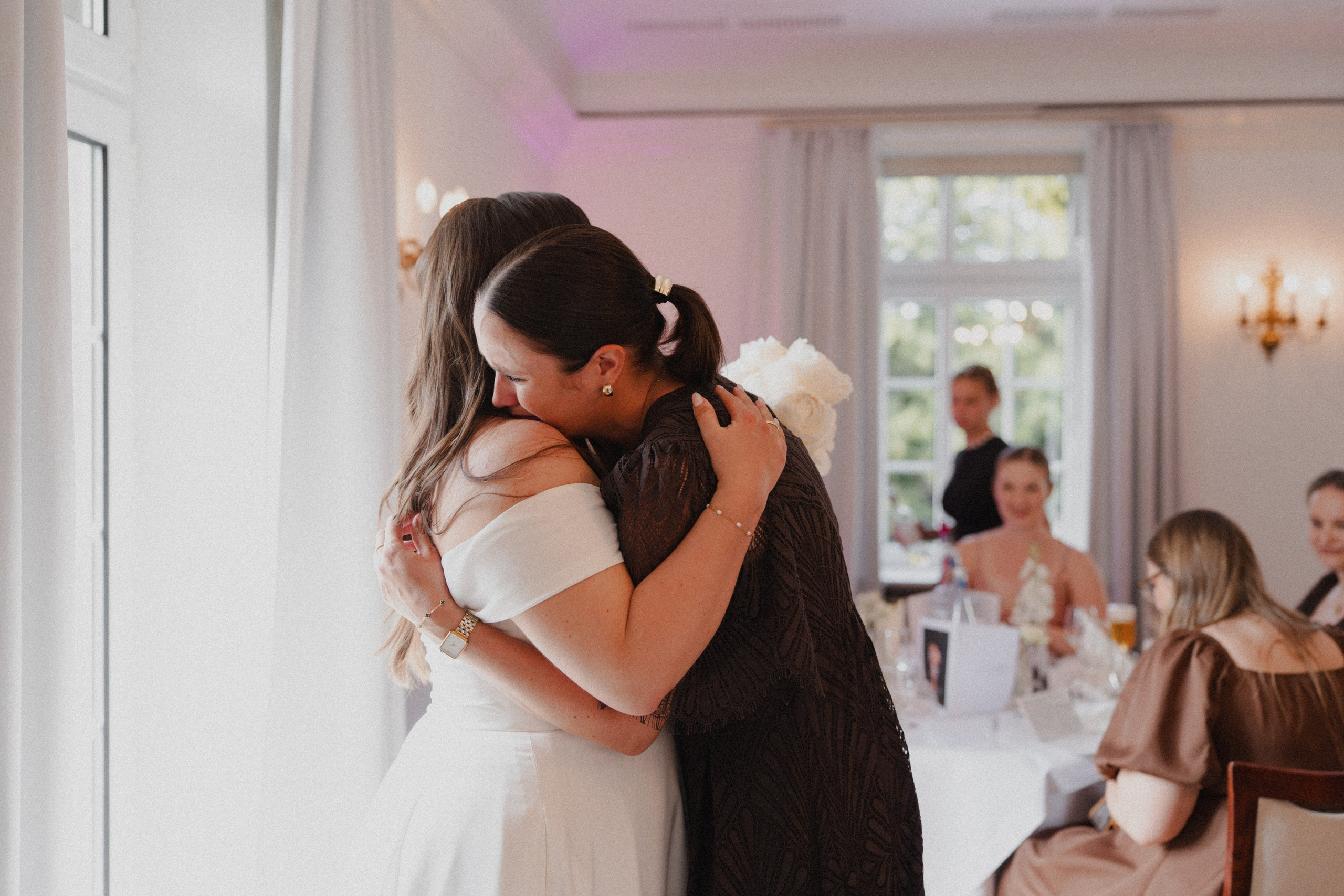 Jessica & Felix I Gesellschaft Harmonie Bochum. Hochzeitsfotografin Bochum | Halyna Reiche Fotografie NRW
