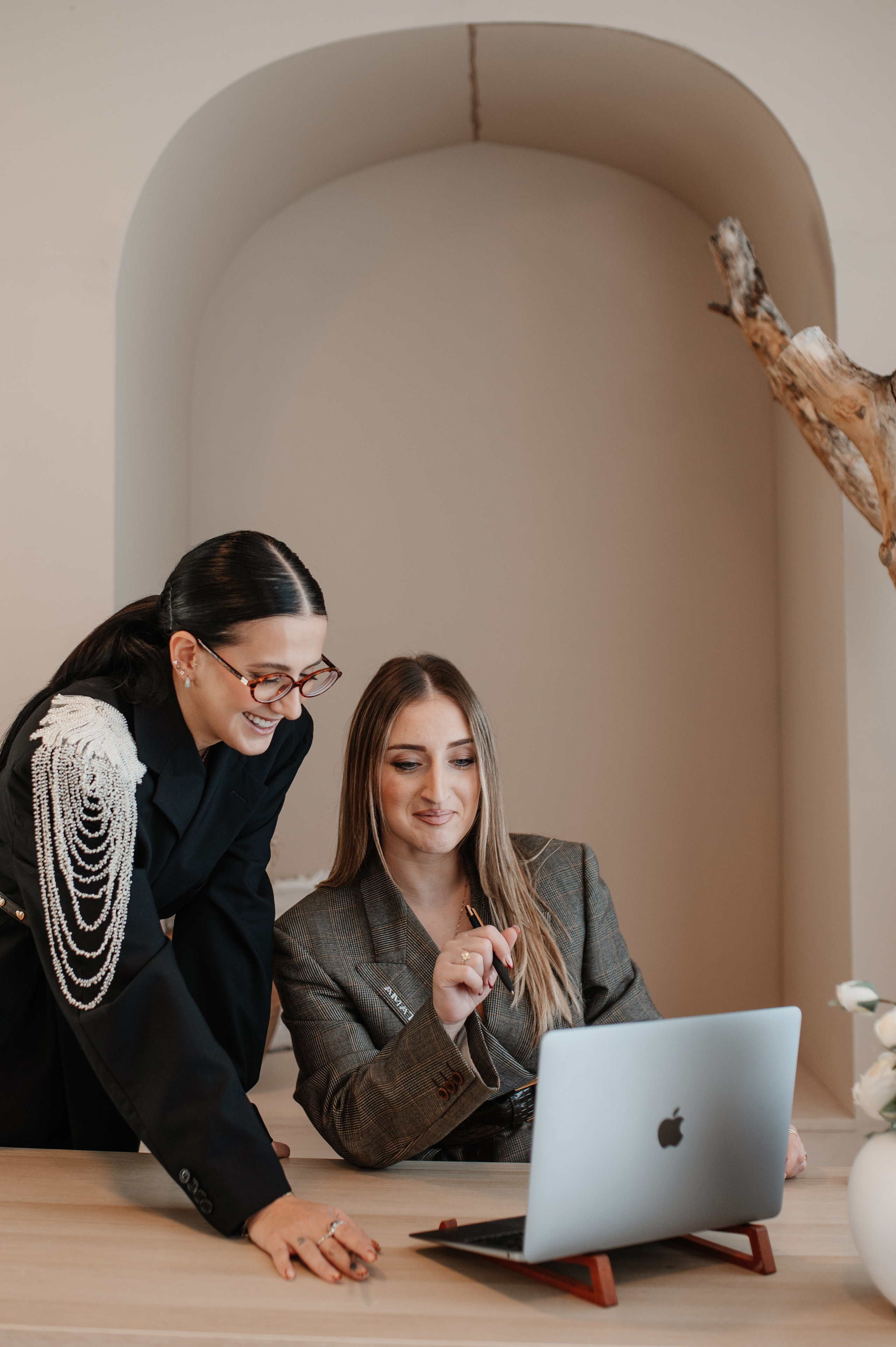 PERSONAL BRANDING. Bianca Gabor|Photography & Visual Storytelling