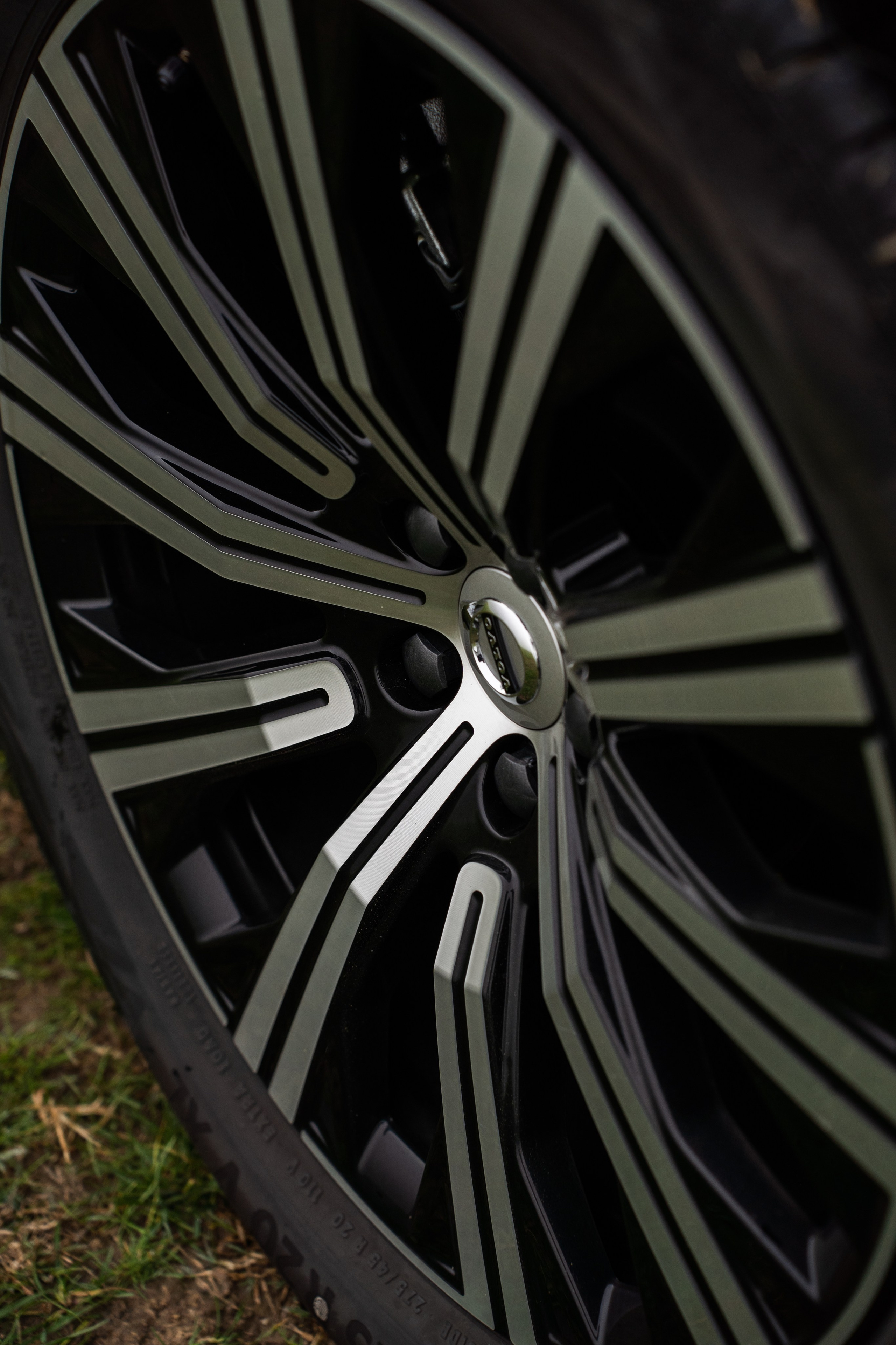 Volvo Cars Romania. Patricia Morenci — Mountain Adventures for the Wild at Heart