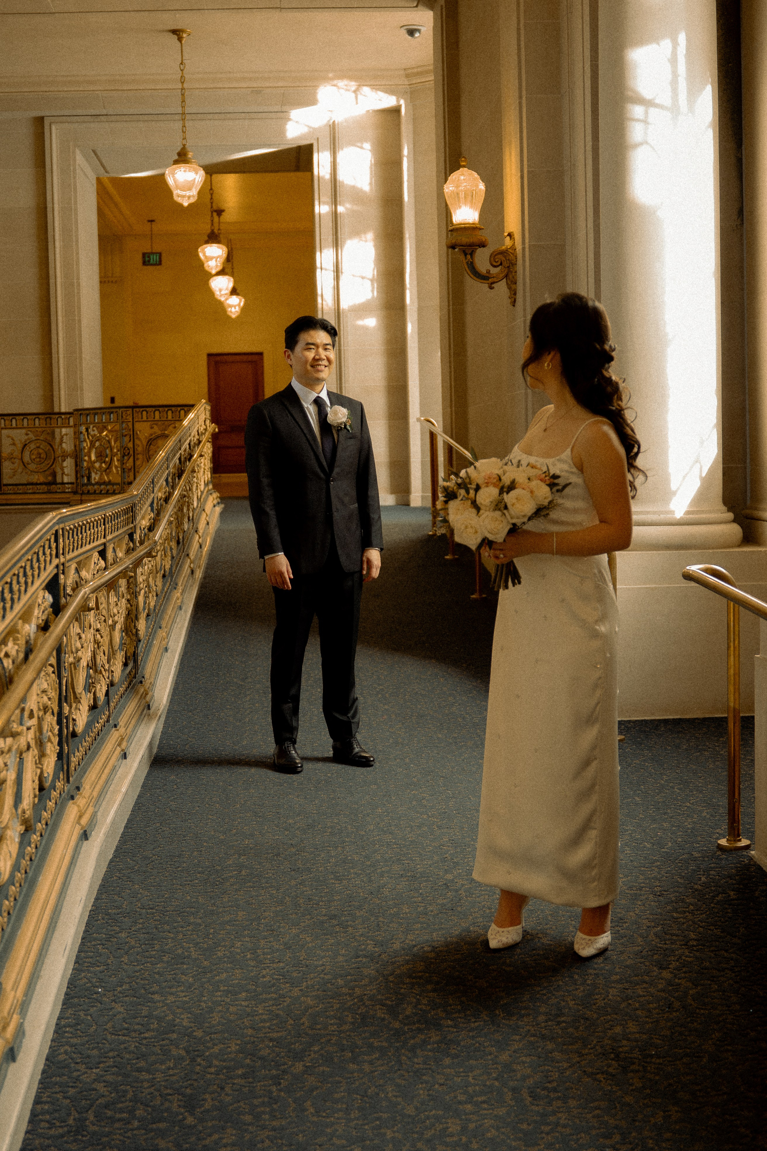 Elopement | City Hall. Sacramento & Bay Area Candid Photographer | photography_of.nadia