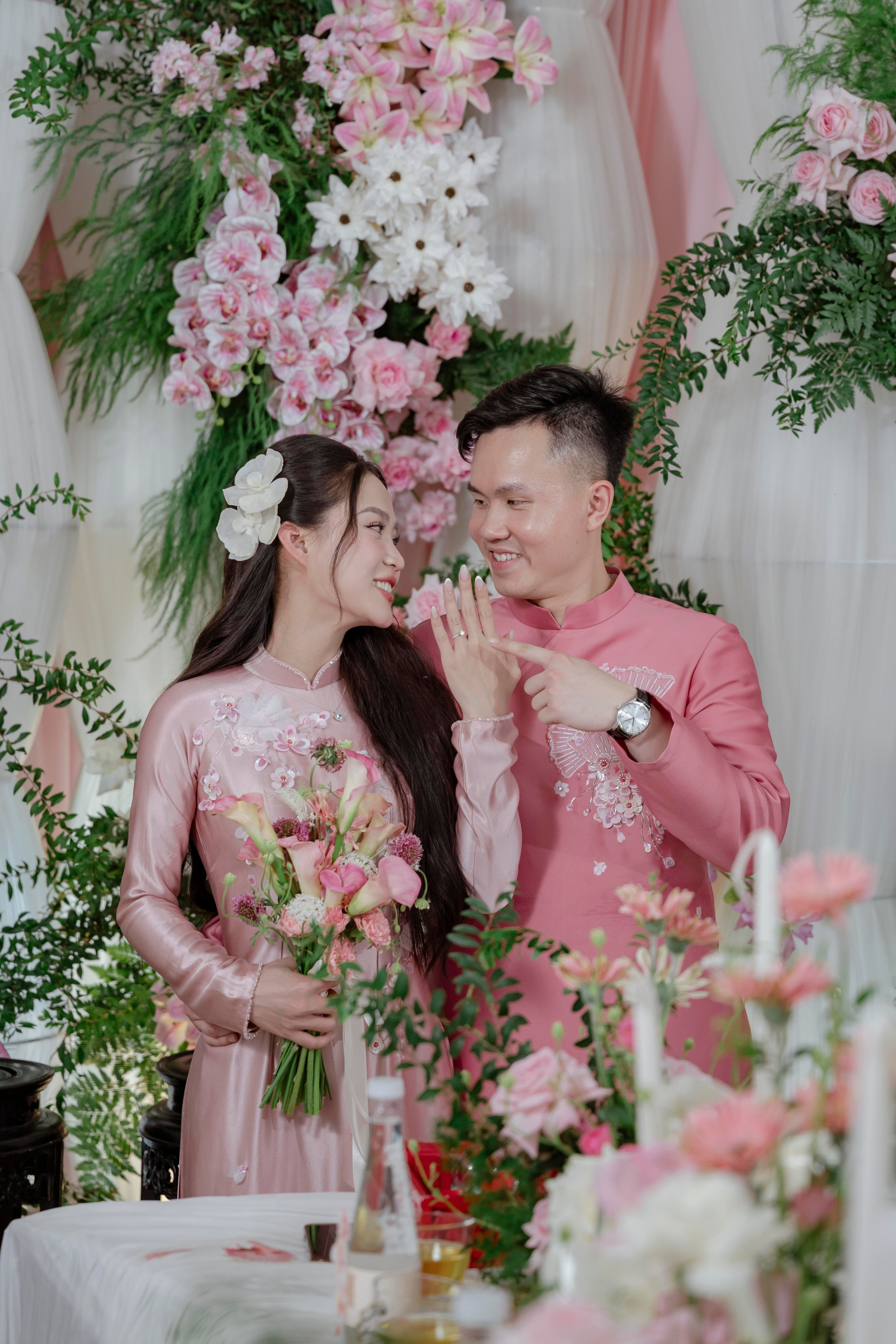 LINH & HUYEN. WEDDING PHOTOGRAPHER IN VIETNAM