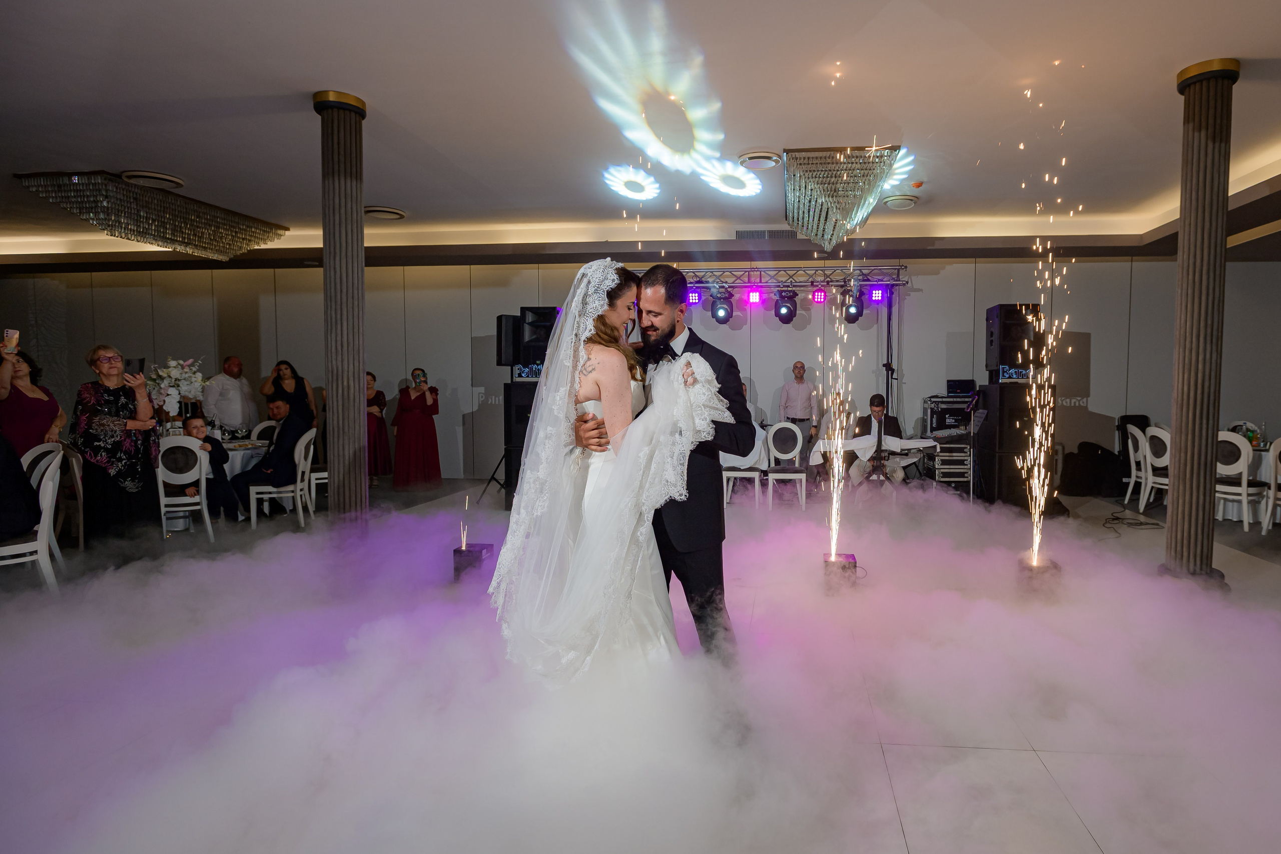 Alexandra & Andrei. Vladimir Constantinescu - Fotograf de nunta Constanta