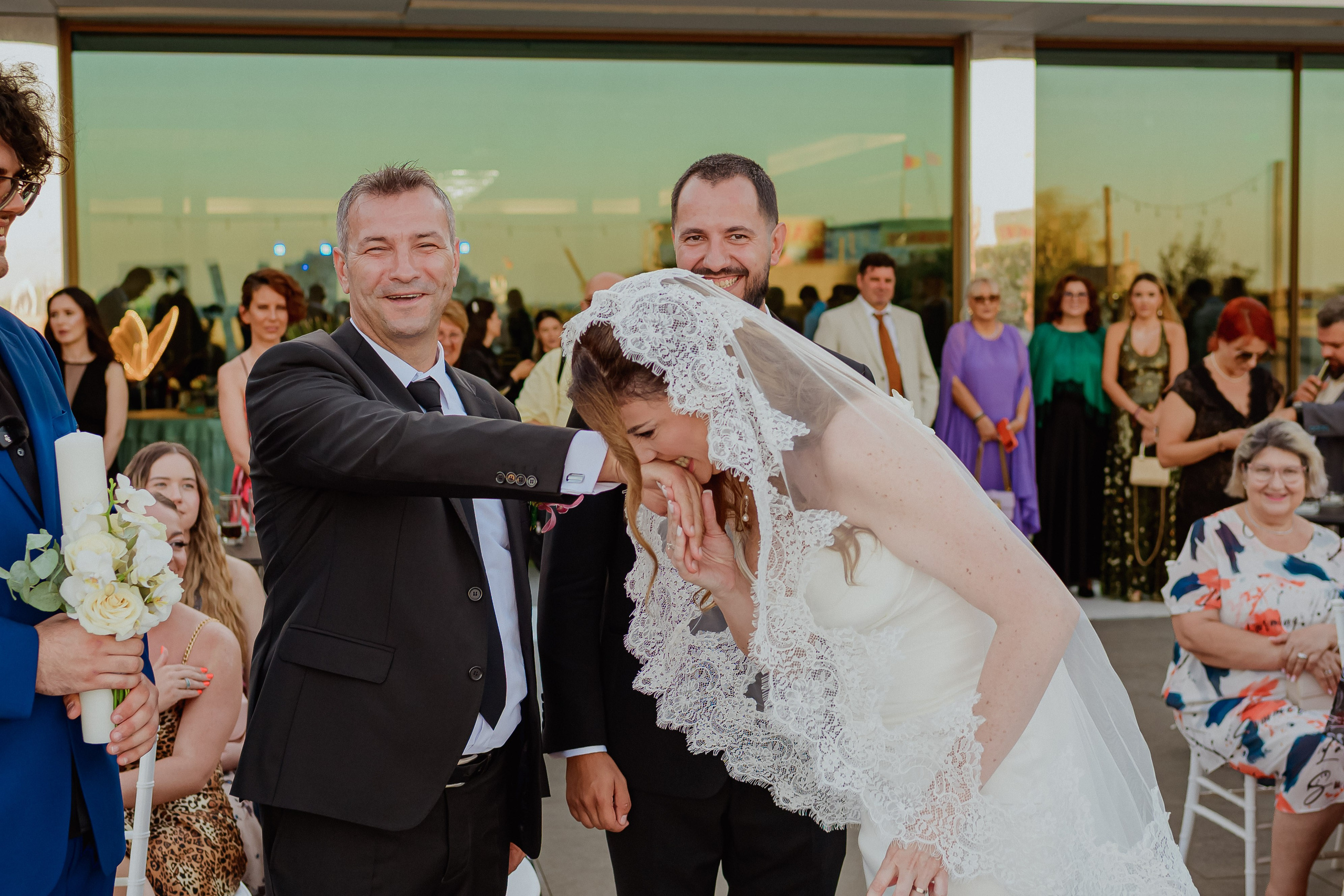 Alexandra & Andrei. Vladimir Constantinescu - Fotograf de nunta Constanta
