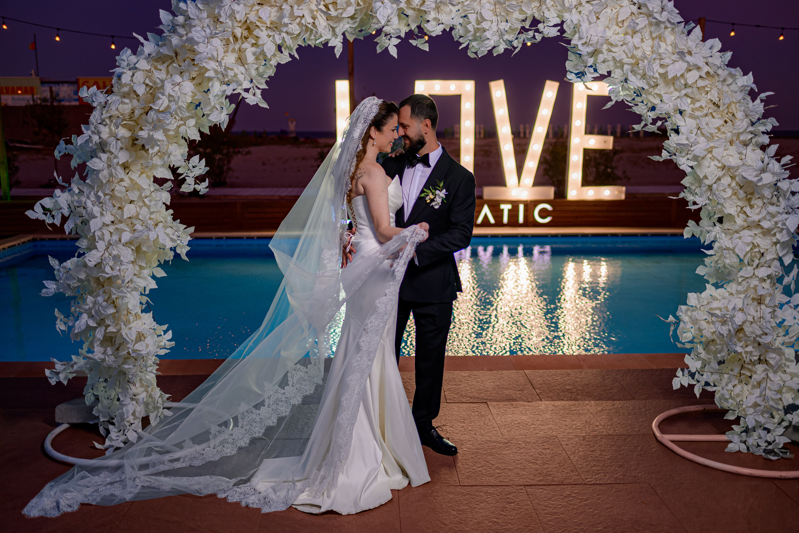 Alexandra & Andrei. Vladimir Constantinescu - Fotograf de nunta Constanta