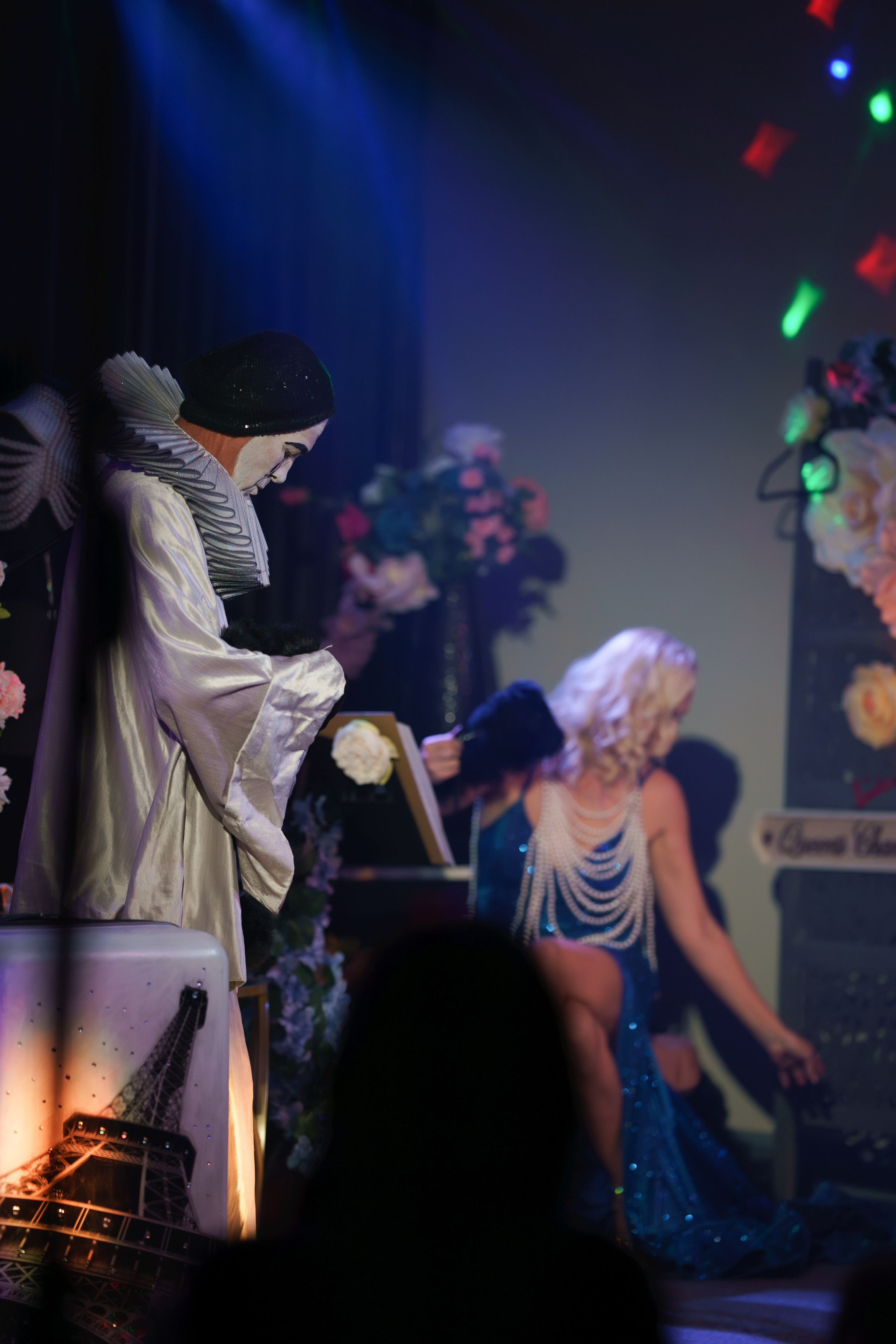 Show Mon Paris by Yelena Neva. Tatiana Smirnova — Photographer