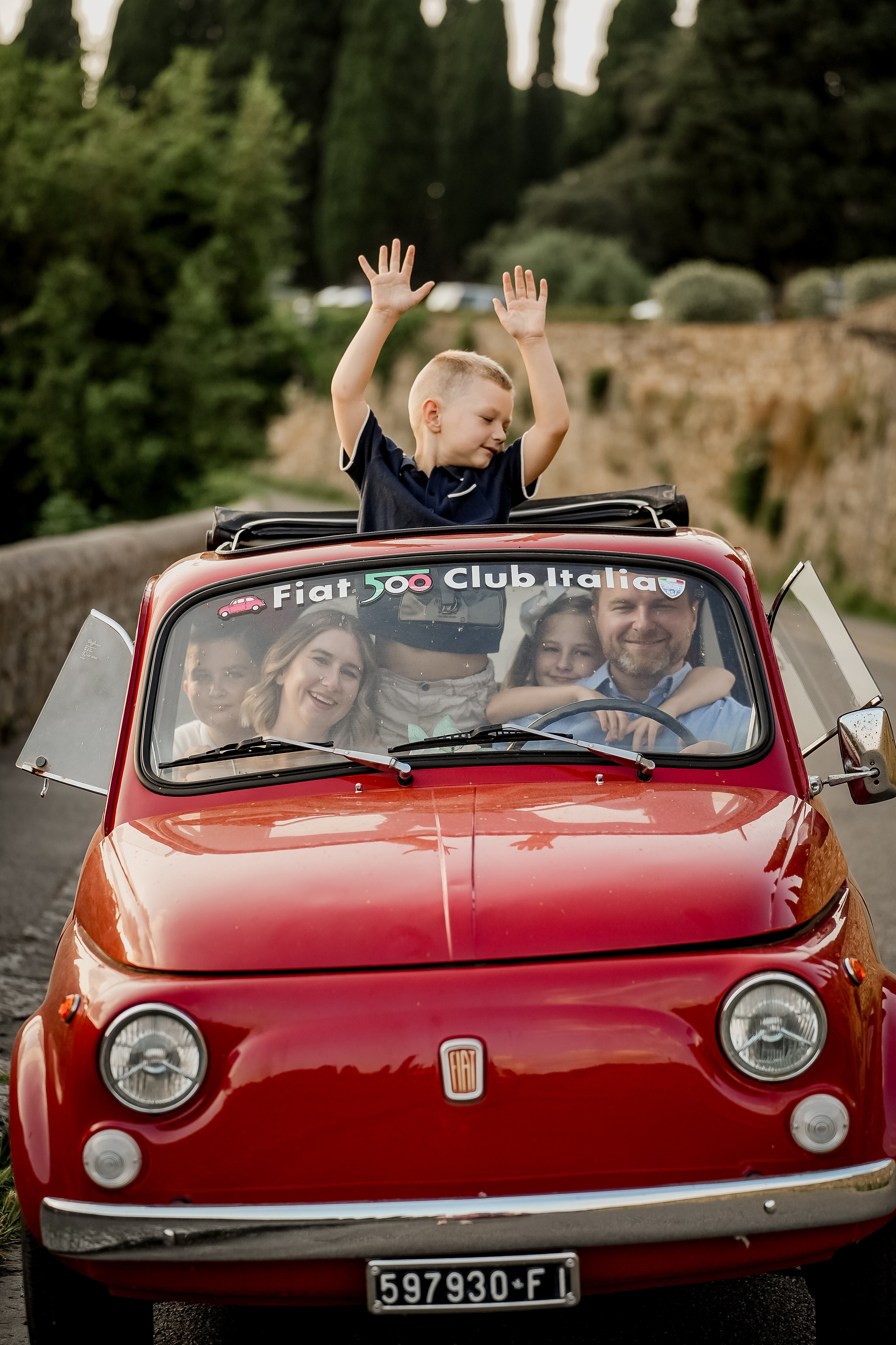 Mandy and Family. Wedding Photographer in Italy
