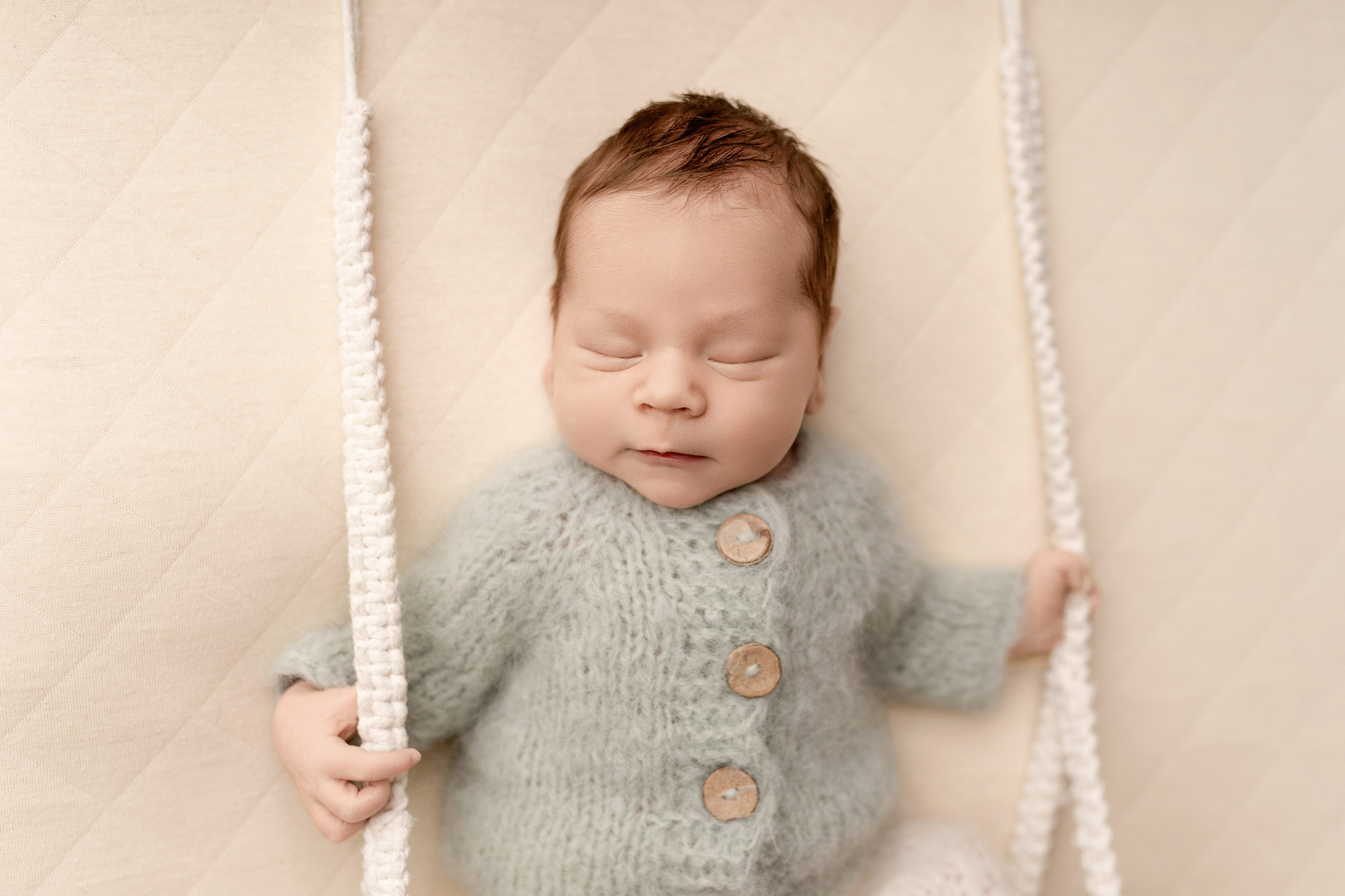 Esu Aleksandra naujagimių ir kudikių fotografė iš Vilniaus