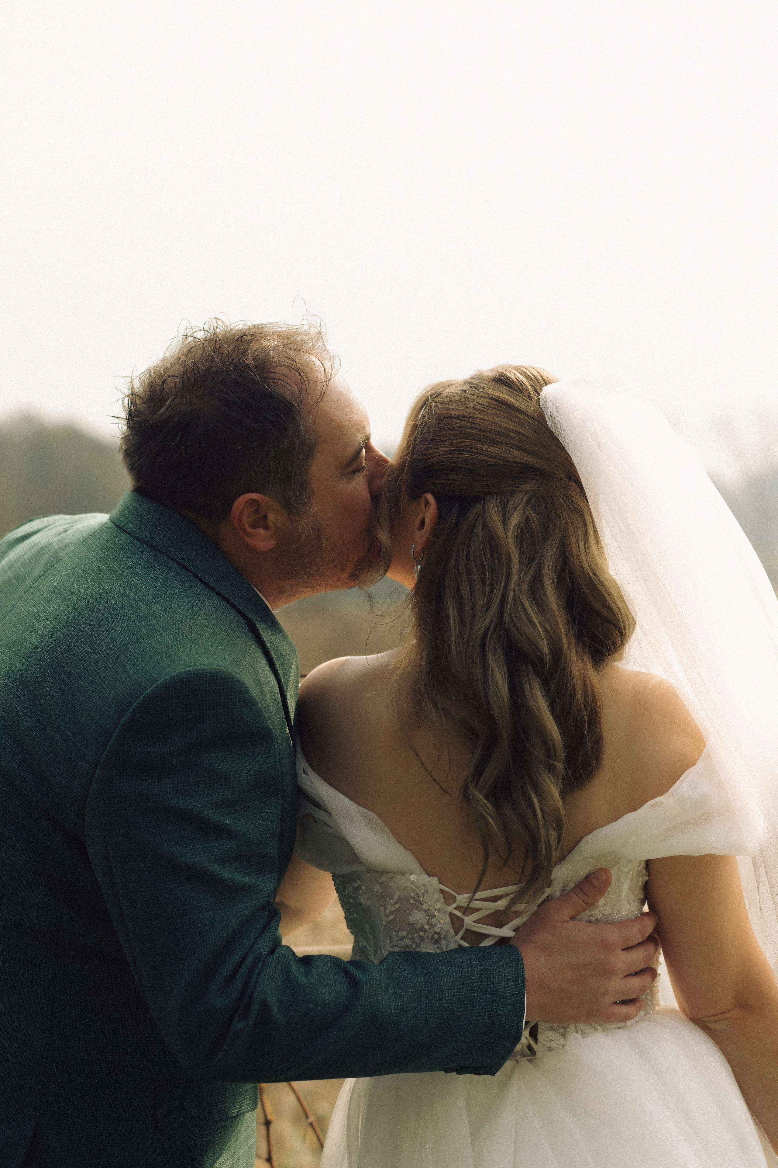 Autumn Wedding in the Vineyards of Piedmont, Italy — Kristina and Daniele. Liza Bizzaro — Italy Wedding, Love Story & Portrait Photographer in Milan, Turin, Piedmont and Across Italy