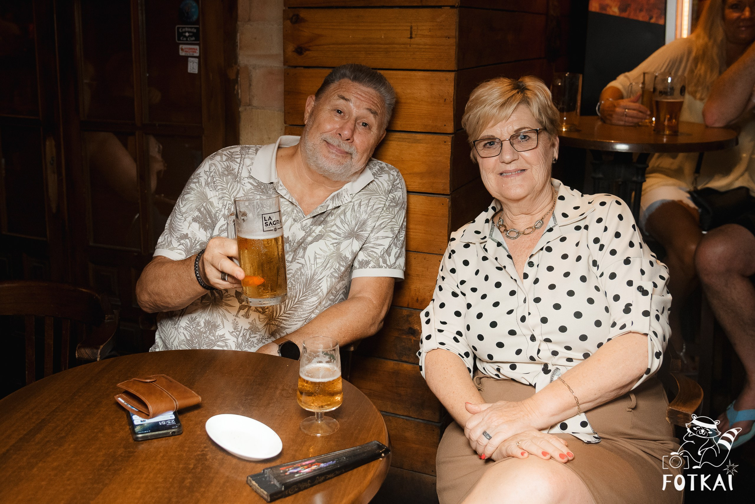 Reportaje fotográfico de FOTKAI | Get Back en El Paso Bar | Torrevieja, España, 12 de julio de 2025