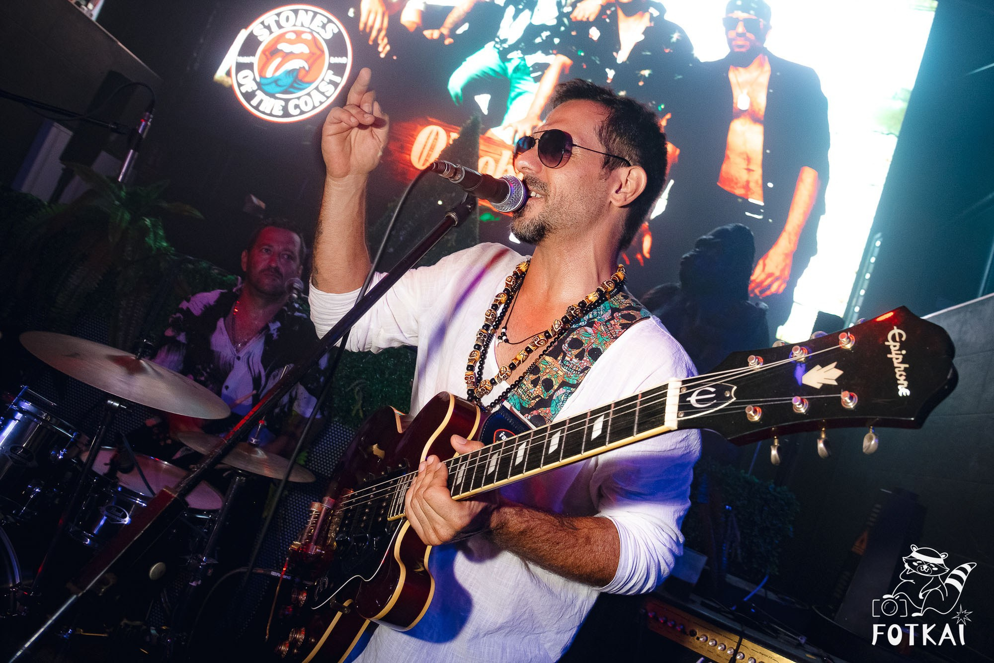 Oktoberfest Torrevieja 2025 в Avalon — Stones of the Coast, живая музыка и рок-атмосфера | Фоторепортаж FOTKAI