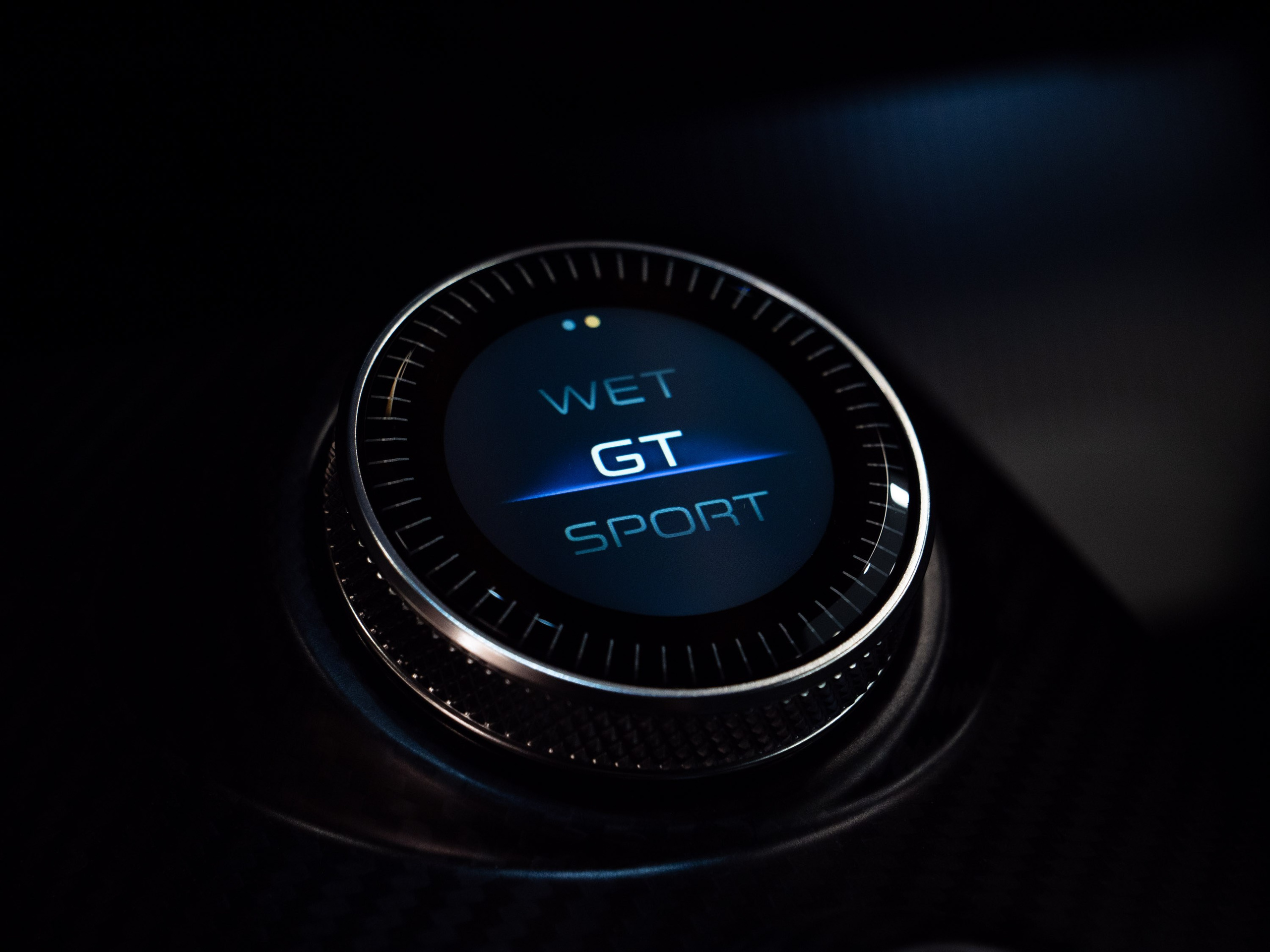 Maserati MC20. Dimitri Ilkov Photography — Capturing Life’s Moments in Edmonton, Cana