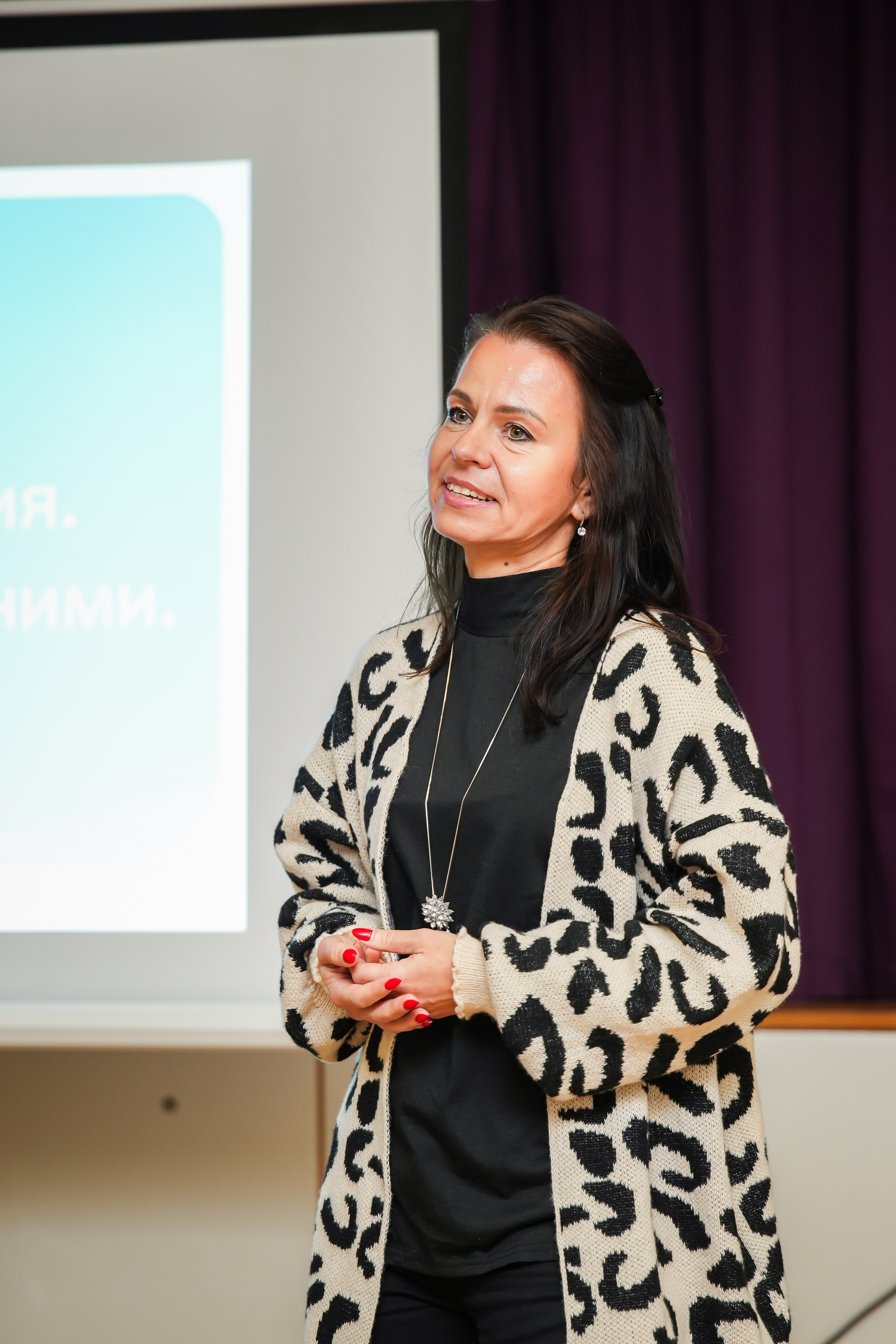 „Frauentreffen“. Fotografin Yuliia Turinina in Stuttgart