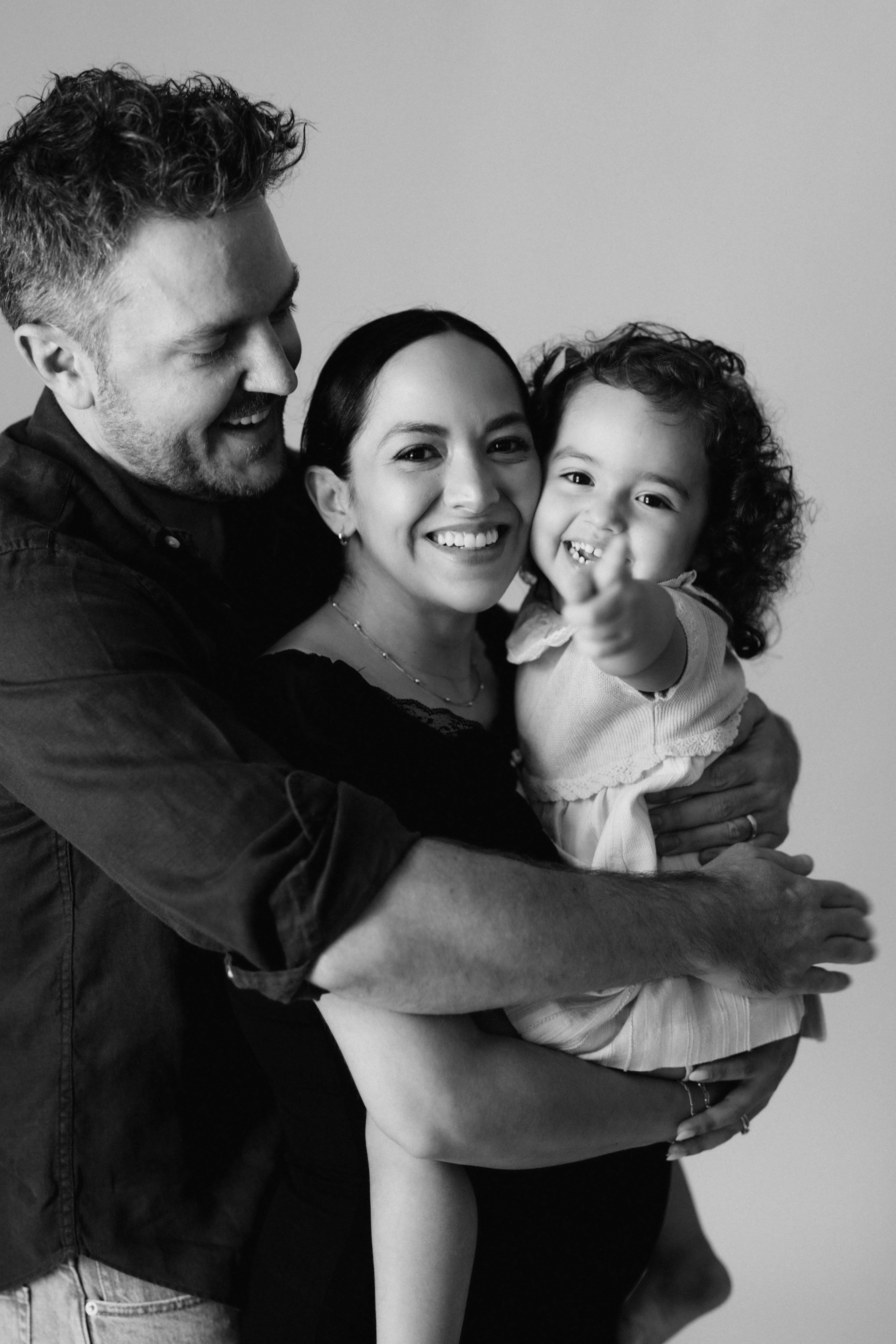 Pamela. Modern maternity photographer in Long Island New York