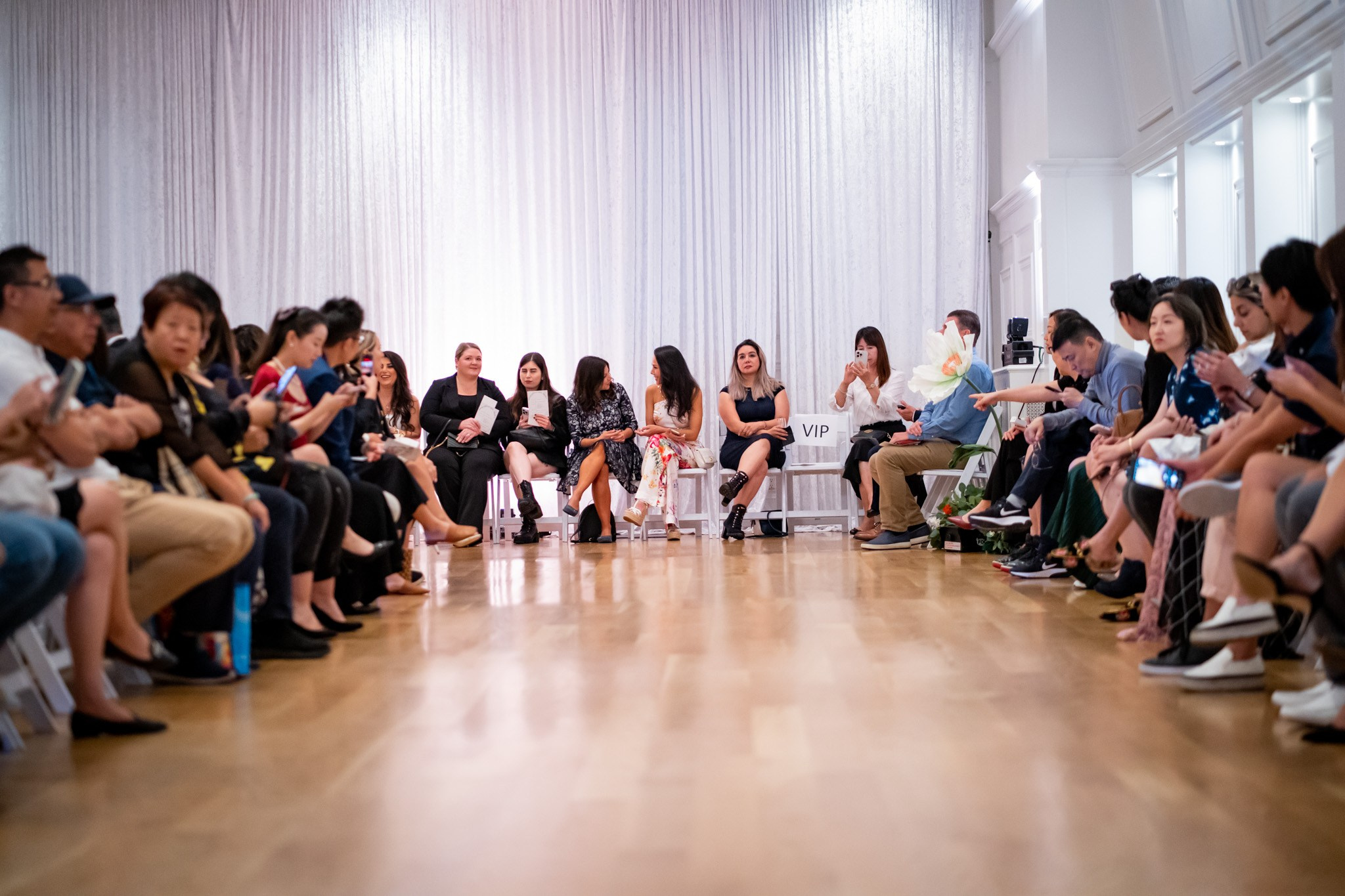 The blooms BTS. Vancouver Kids Photographer